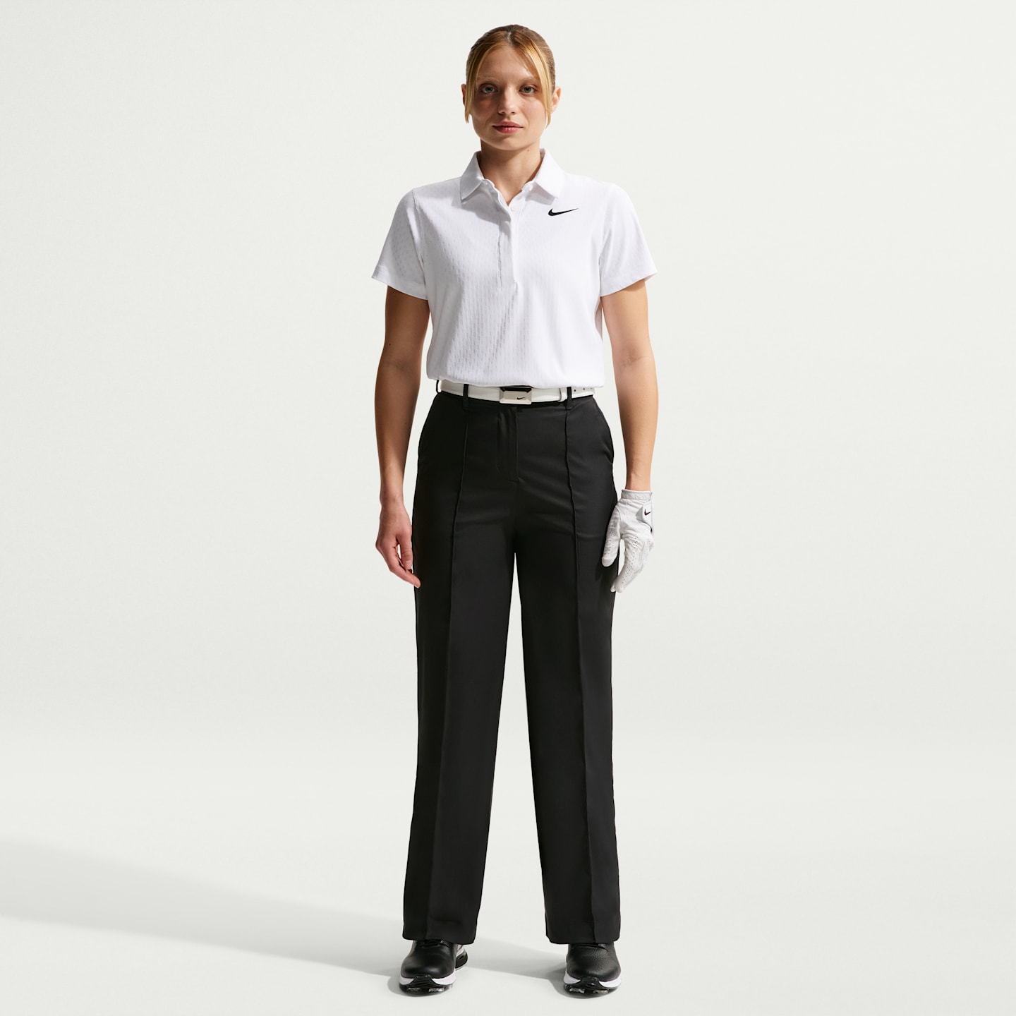 Женские брюки для гольфа Nike Golf Club Dri-FIT, цвет: Чёрный / Молочный — фото 1