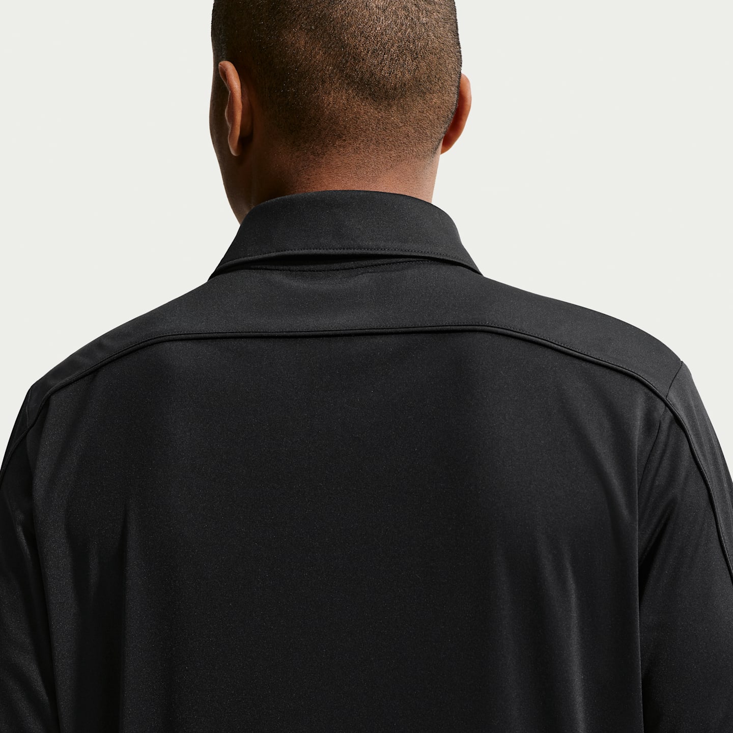 Мужское поло Nike Par Dri-FIT Sleeve Logo Golf Polo, цвет: Чёрный — фото 2