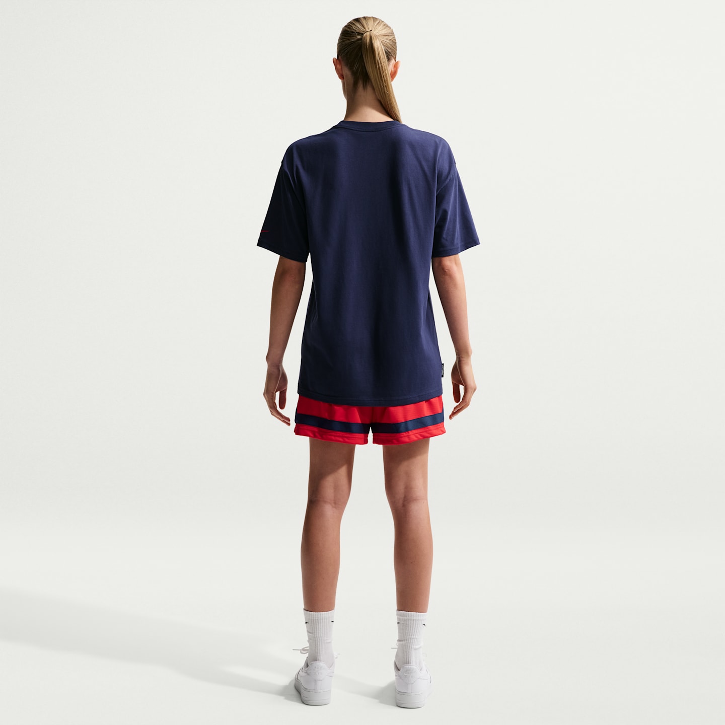 Женские баскетбольные шорты 5" Nike Caitlin Clark Crossover Dri-FIT, цвет: Красный / Тёмно-синий — фото 5