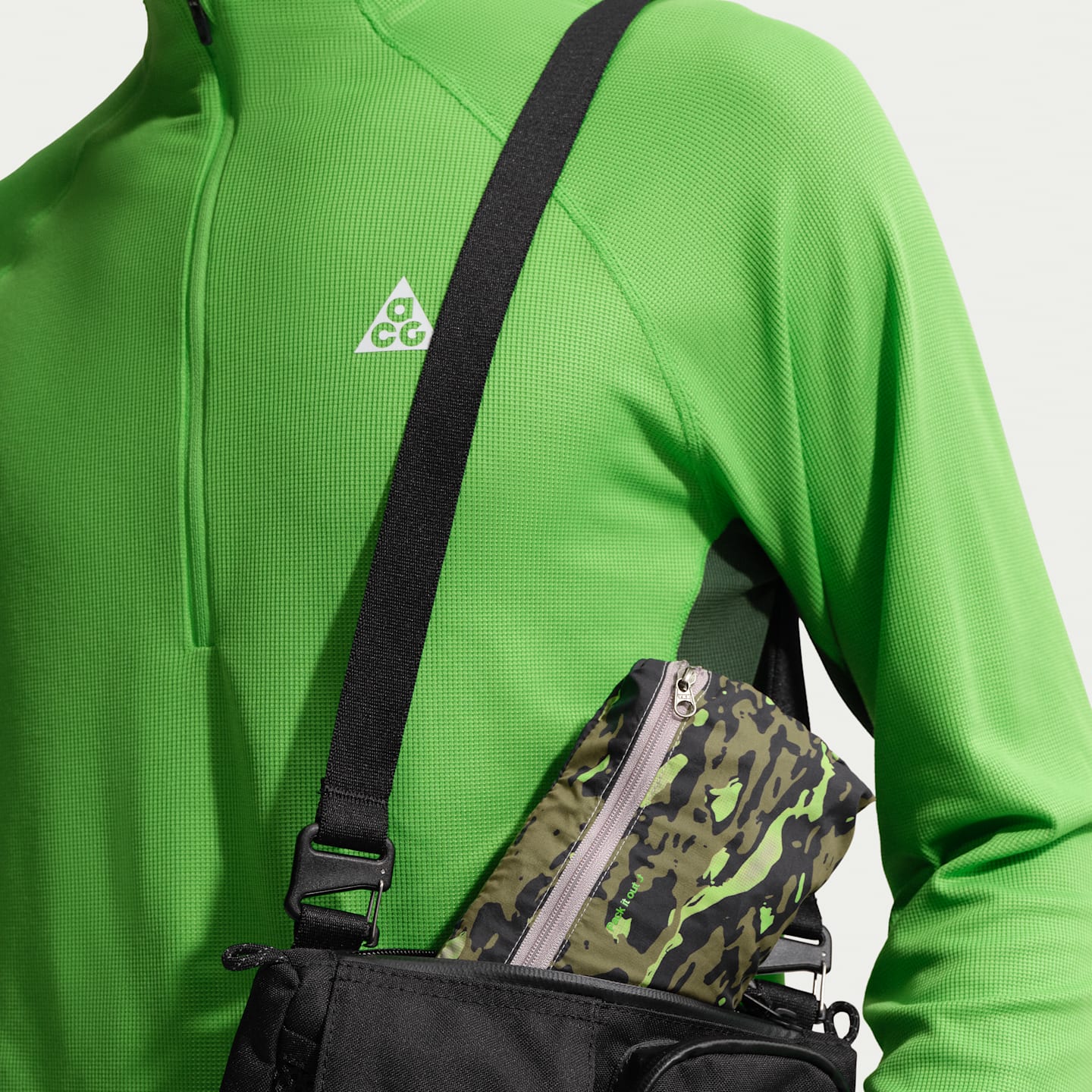 Мужская куртка для трейлраннинга Nike ACG, цвет: Серый / Чёрный — фото 8