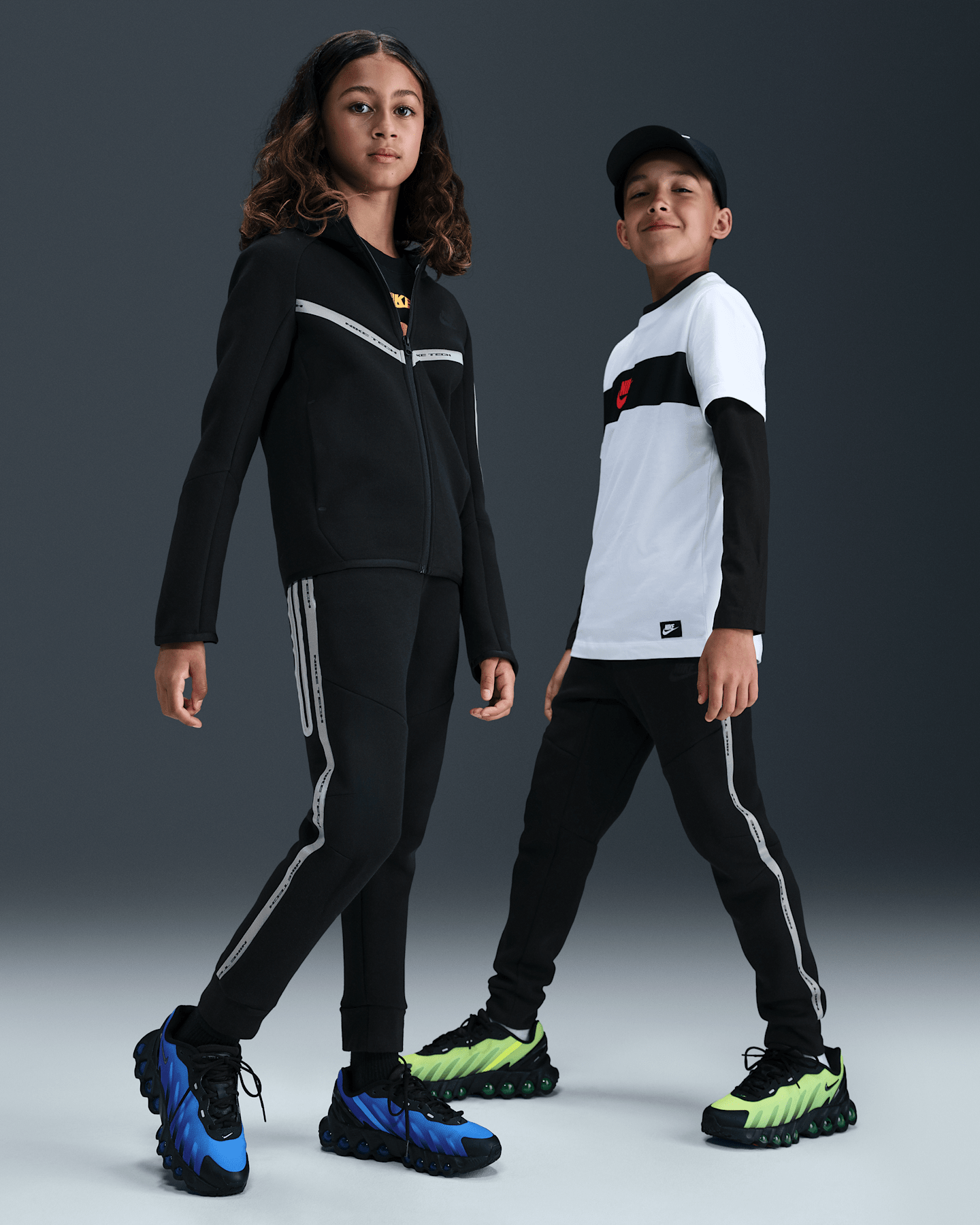 Детские джоггеры Nike Sportswear Tech Fleece со светоотражающими элементами, цвет: Чёрный — фото 8