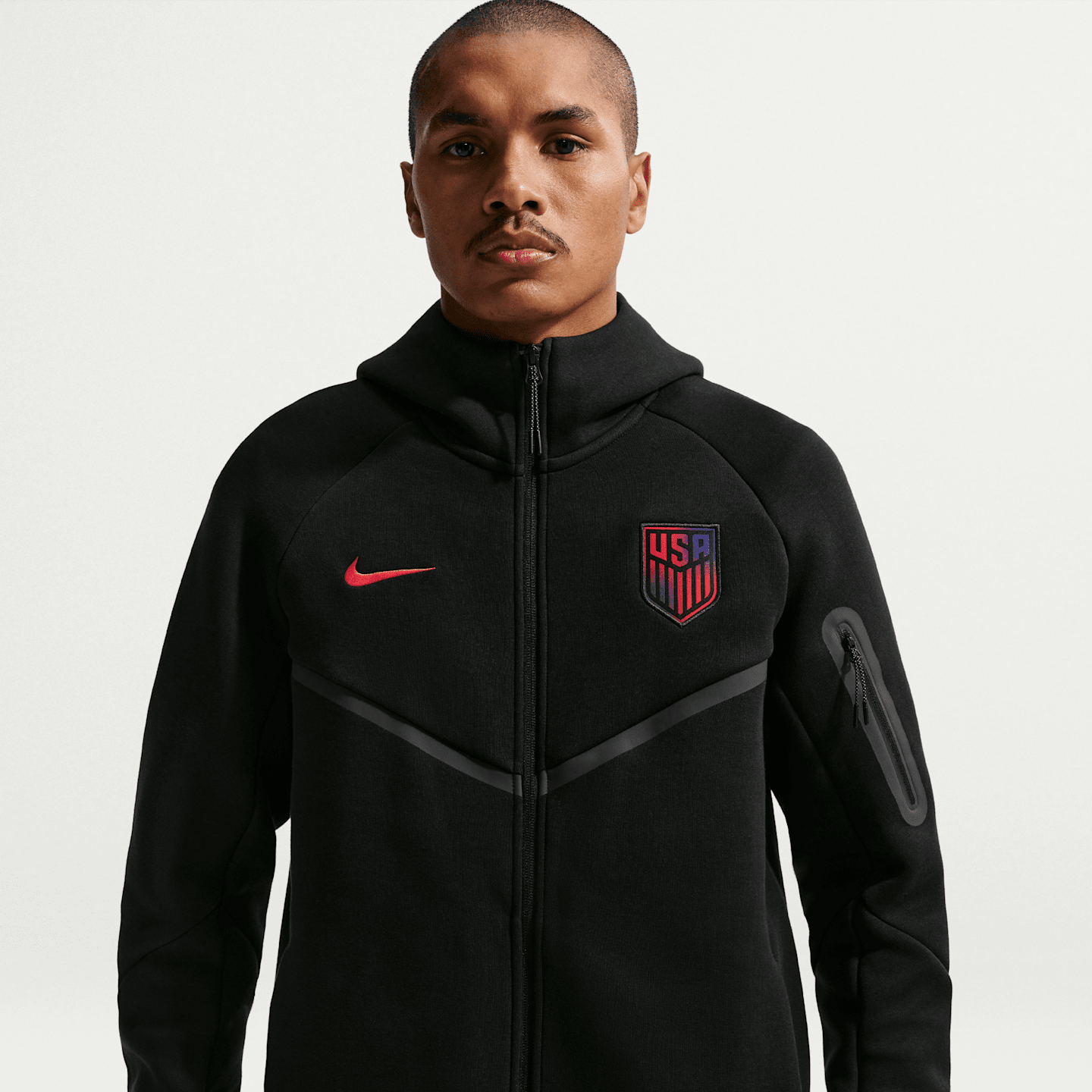 Мужская футбольная худи на молнии Nike Usmnt Tech Fleece Windrunner, цвет: Чёрный / Красный
