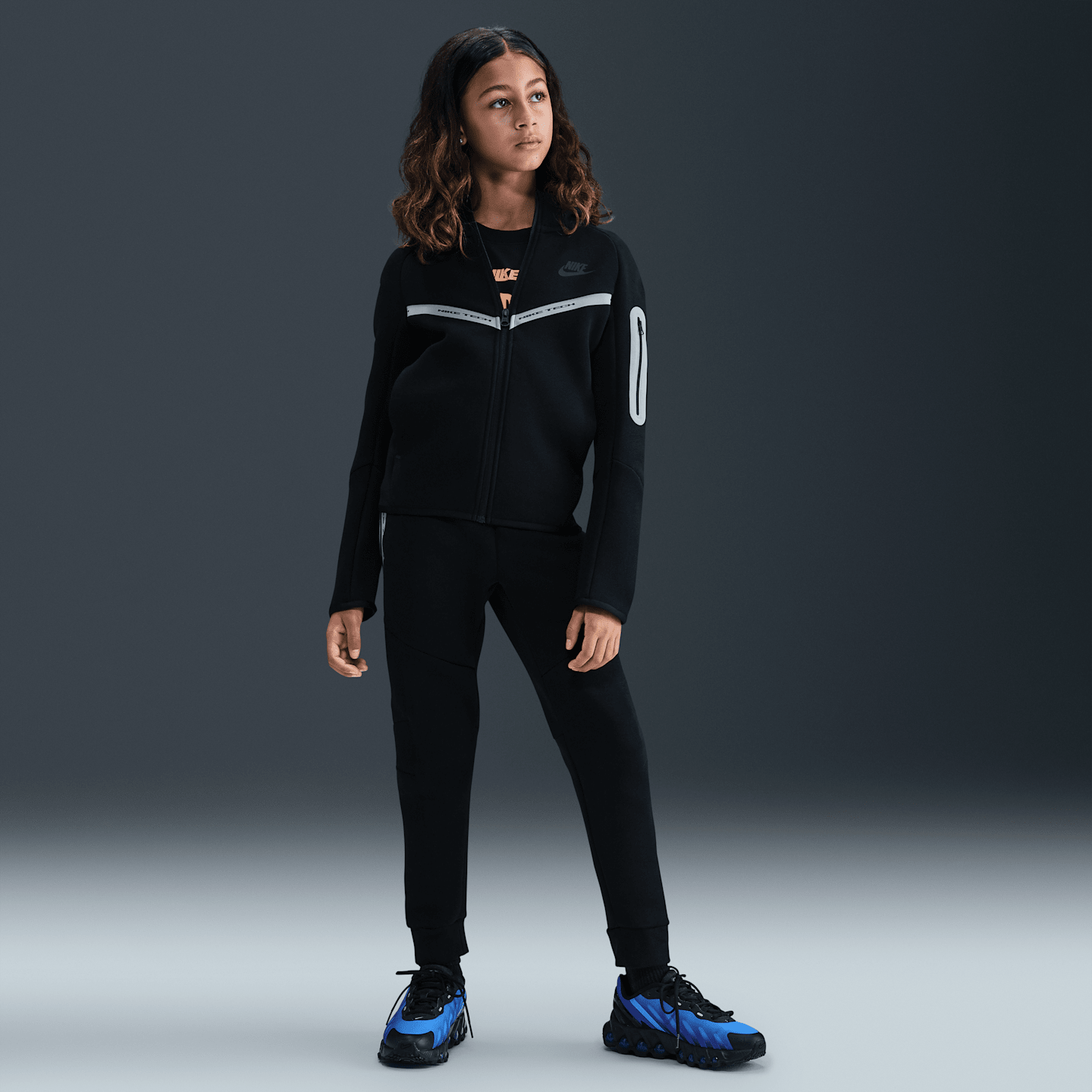 Детское худи Nike Sportswear Tech Fleece Full-Zip with Reflective Accents, цвет: Чёрный — фото 6
