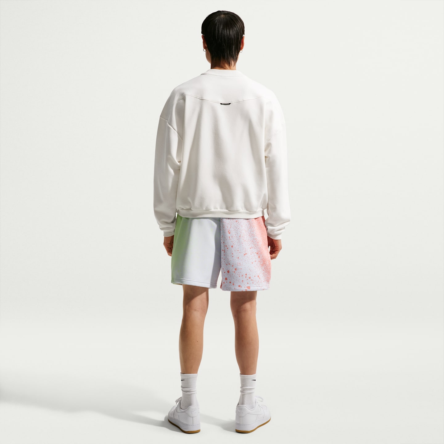 Мужские шорты Nike Standard Issue Therma-FIT Fleece Basketball 5" Shorts, цвет: Серый / Оранжевый — фото 5
