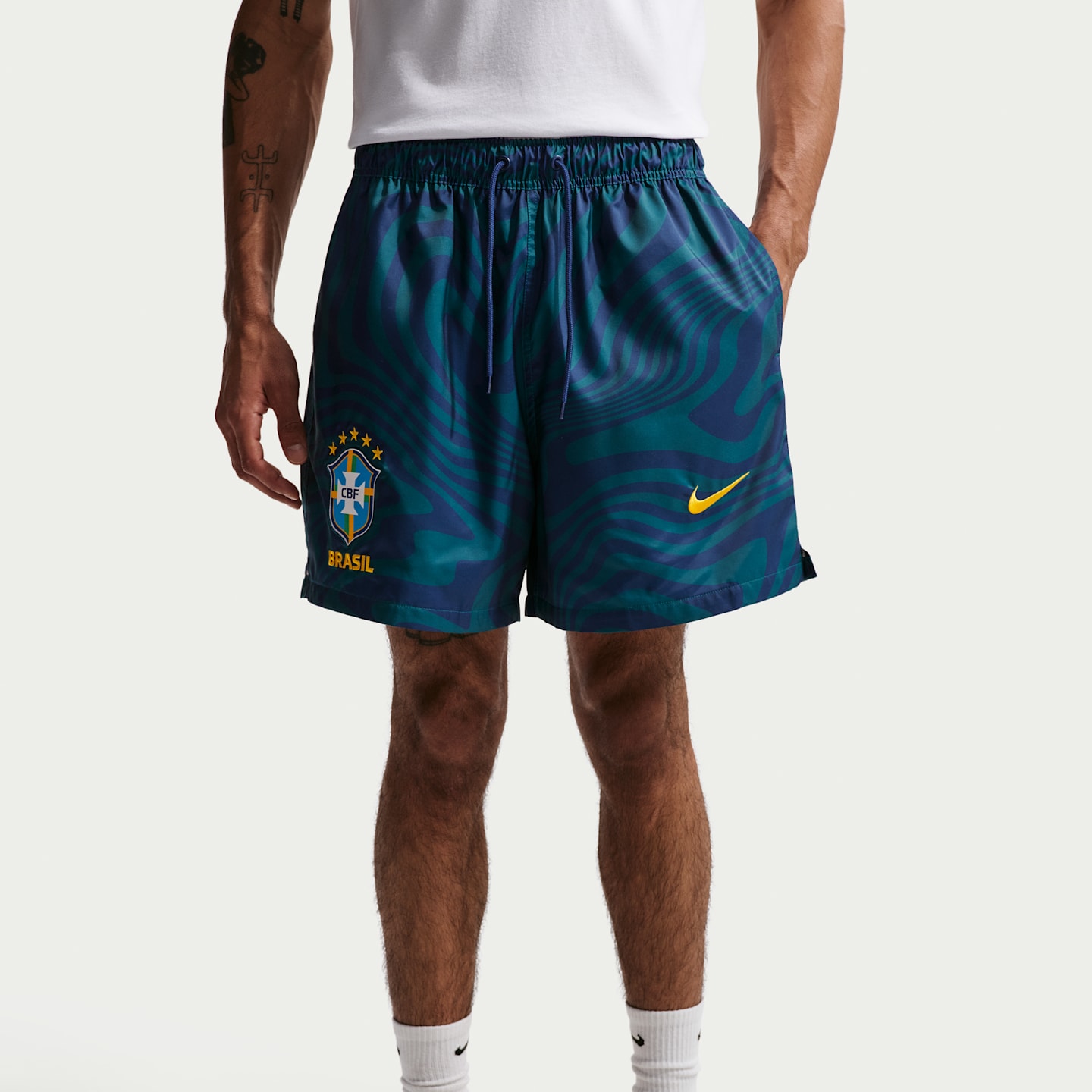 Мужские футбольные шорты Nike Brazil Club Flow, цвет: Бирюзовый / Синий — фото 2