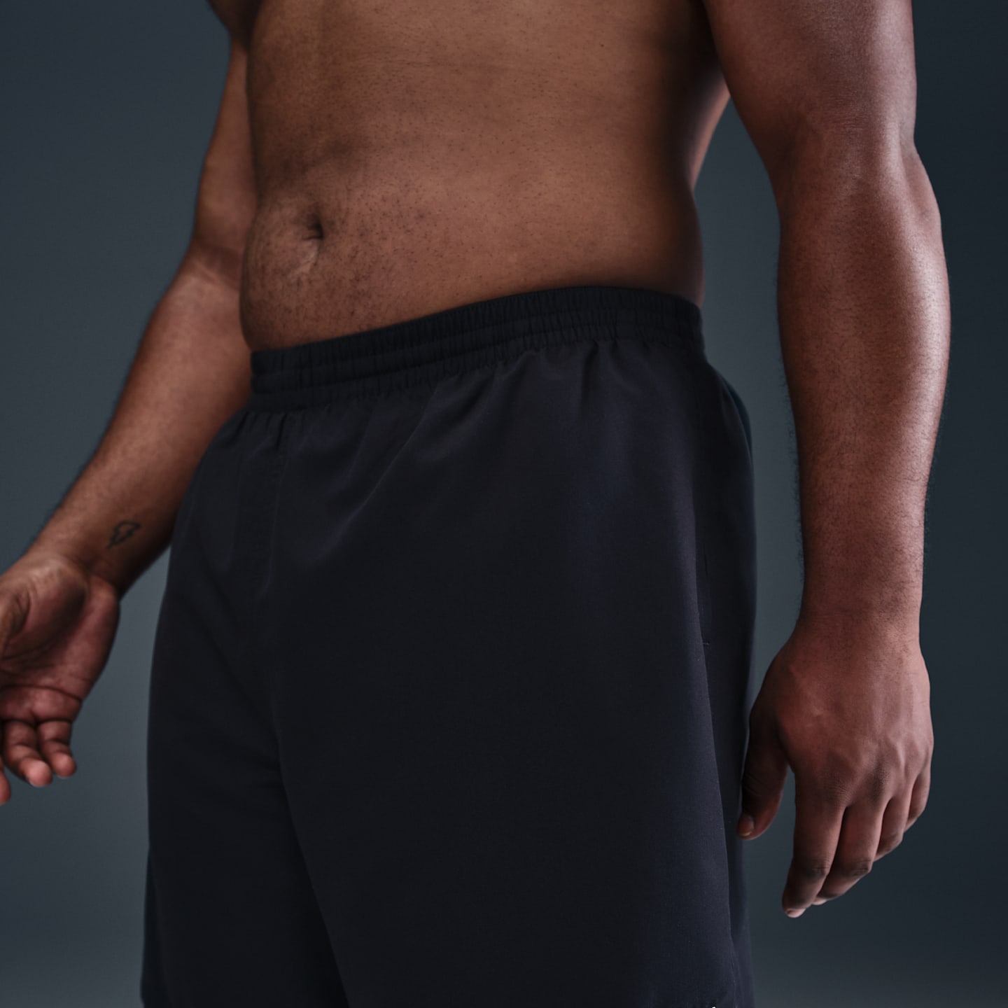 Мужские плавательные шорты Nike Swim Breaker Essential, 7", большие размеры, цвет: Чёрный — фото 2