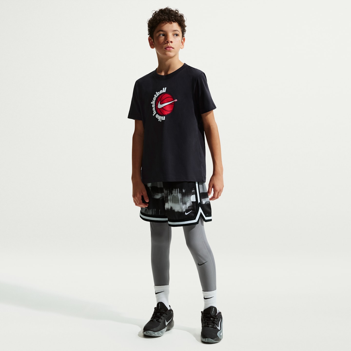 Детская баскетбольная футболка Nike, цвет: Чёрный — фото 7