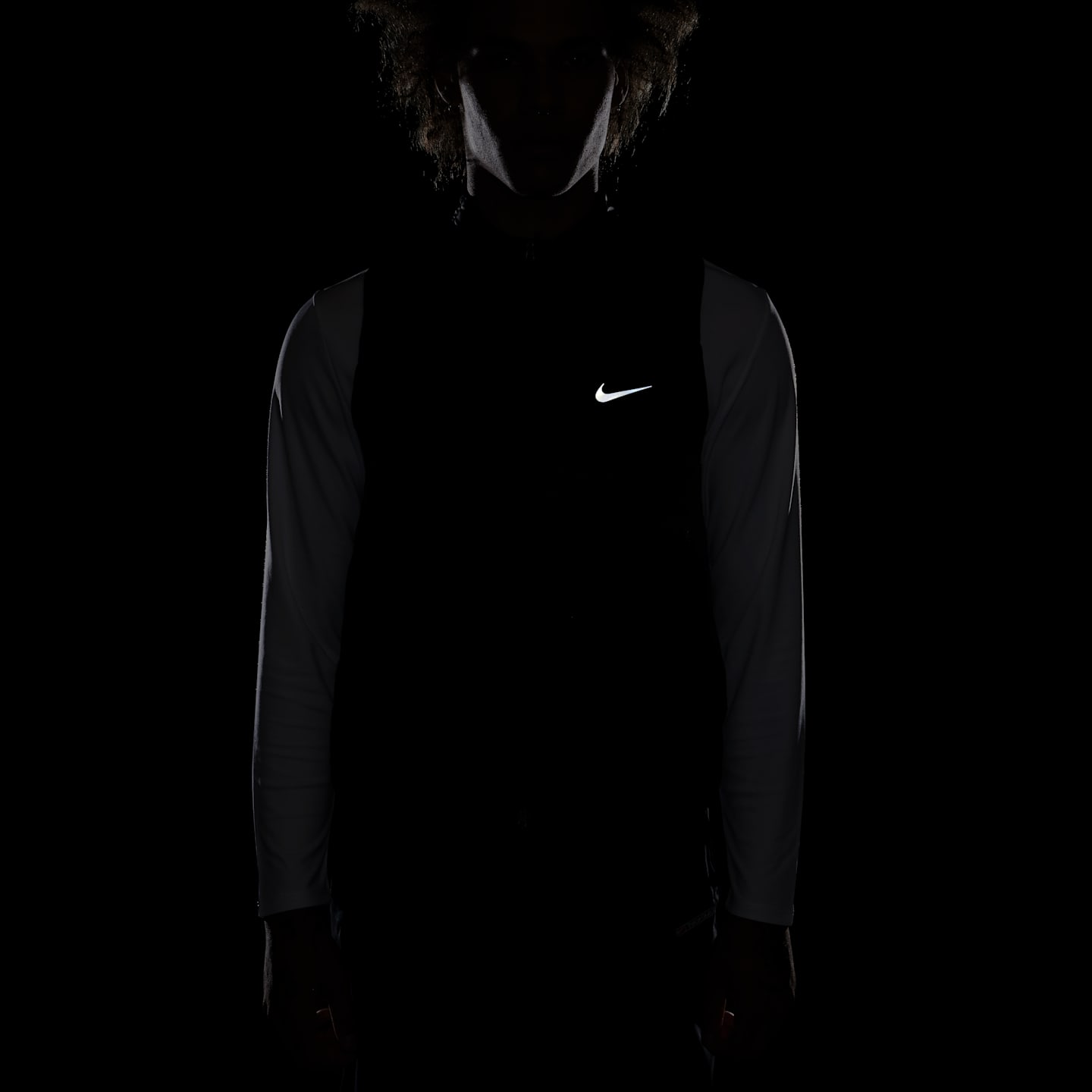 Мужской беговой пуховый жилет Nike Therma-FIT ADV Repel AeroLoft, цвет: Чёрный — фото 8