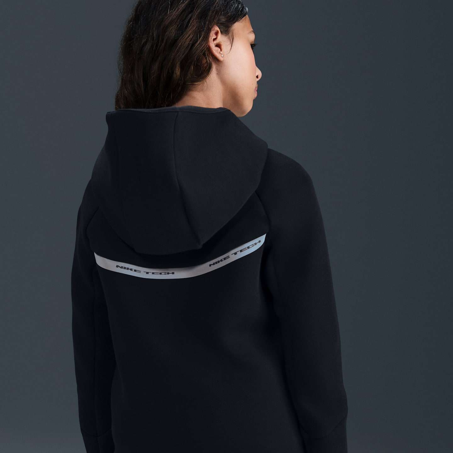 Детское худи Nike Sportswear Tech Fleece Full-Zip with Reflective Accents, цвет: Чёрный — фото 4