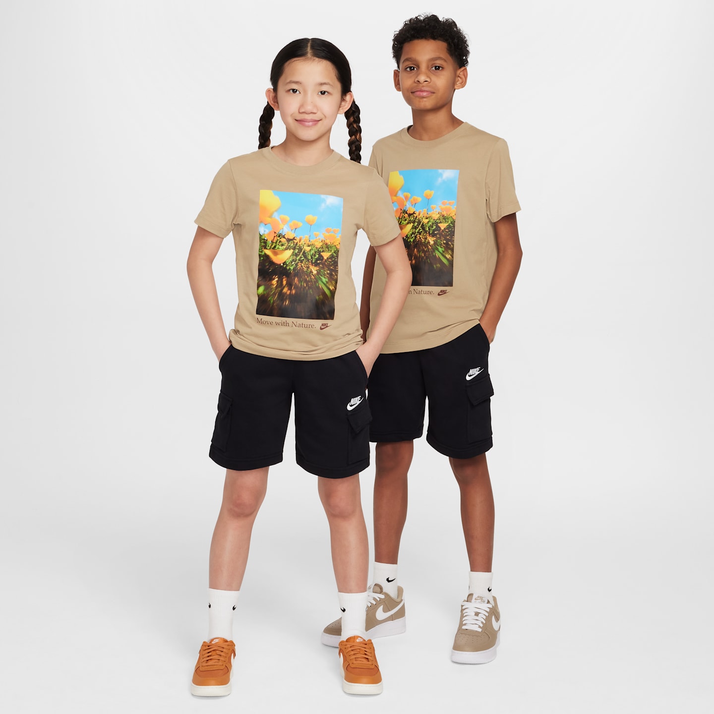 Детские шорты-карго Nike Sportswear Club из френч терри, цвет: Чёрный / Белый — фото 8