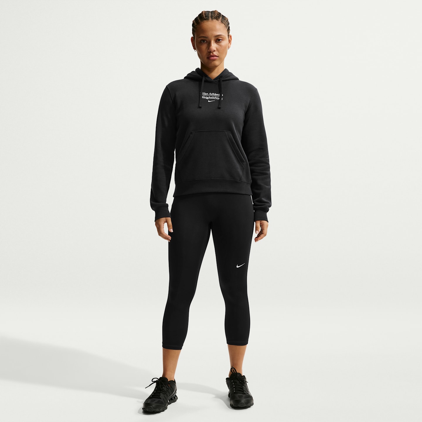 Женское худи Nike для тяжёлой атлетики, цвет: Чёрный — фото 4