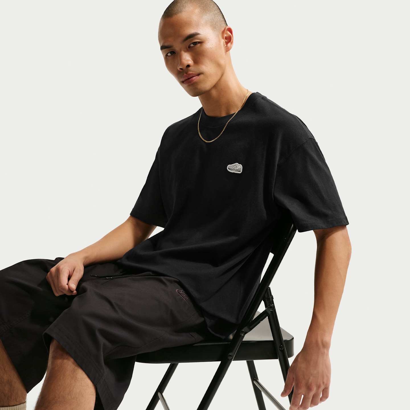 Футболка Nike Sportswear с нашивкой Vomero, цвет: Чёрный — фото 3