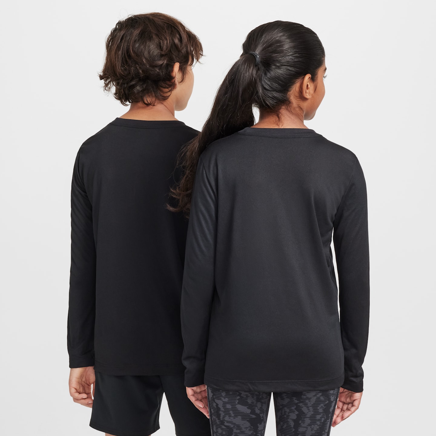Детская футболка Nike Legend Dri-FIT с длинным рукавом, цвет: Чёрный — фото 2