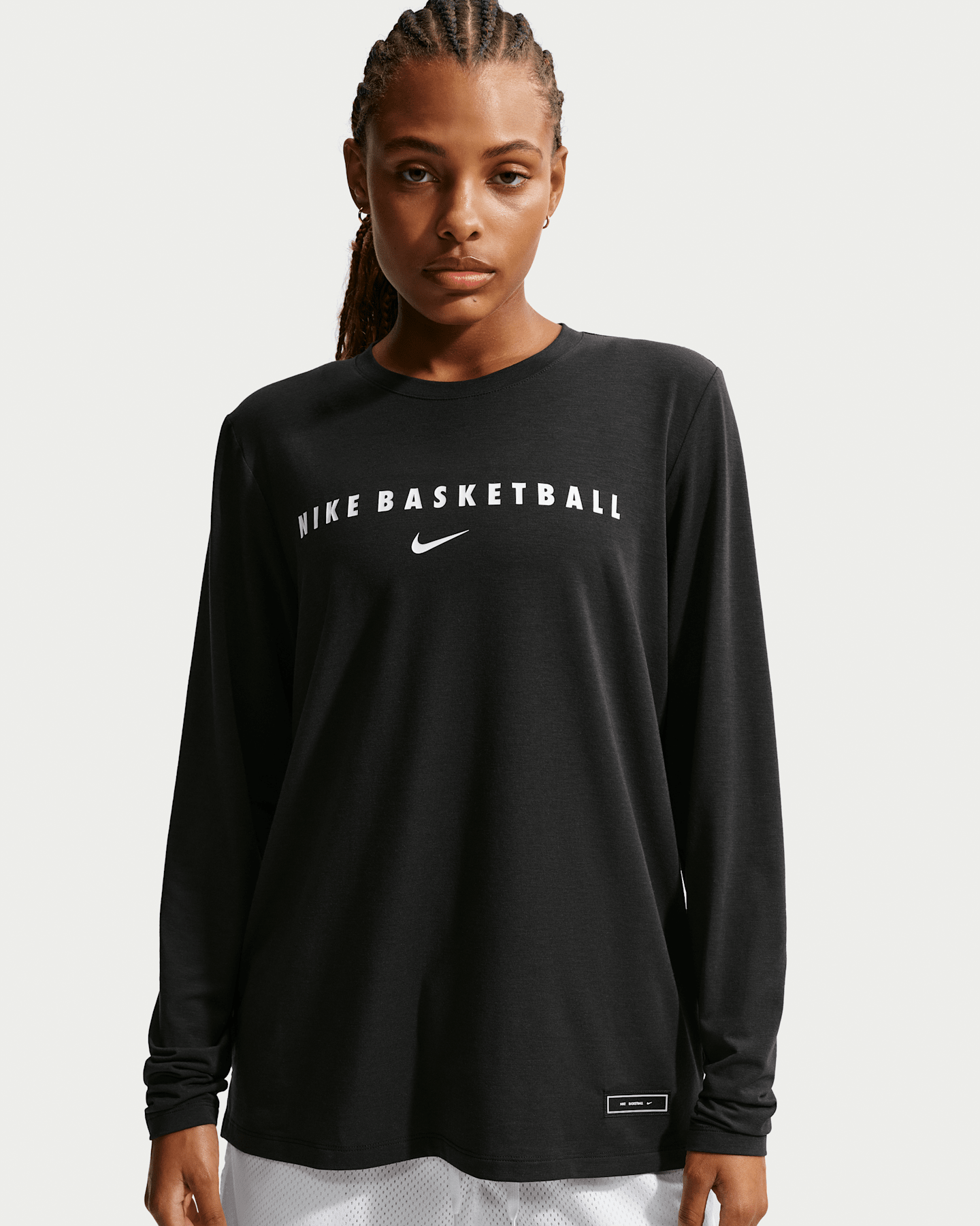 Женский разминочный баскетбольный лонгслив Nike Dri-FIT, цвет: Чёрный / Белый — фото 7