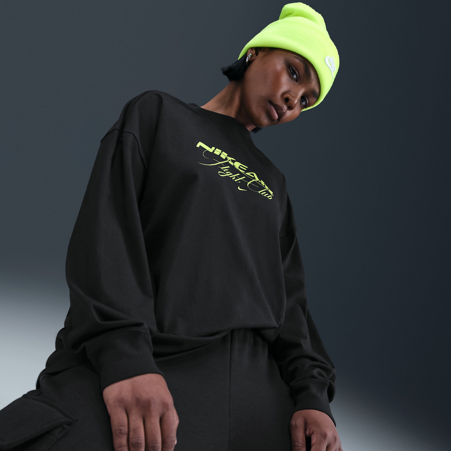 Женская футболка Nike Sportswear оверсайз с длинным рукавом, цвет: Чёрный — фото 3