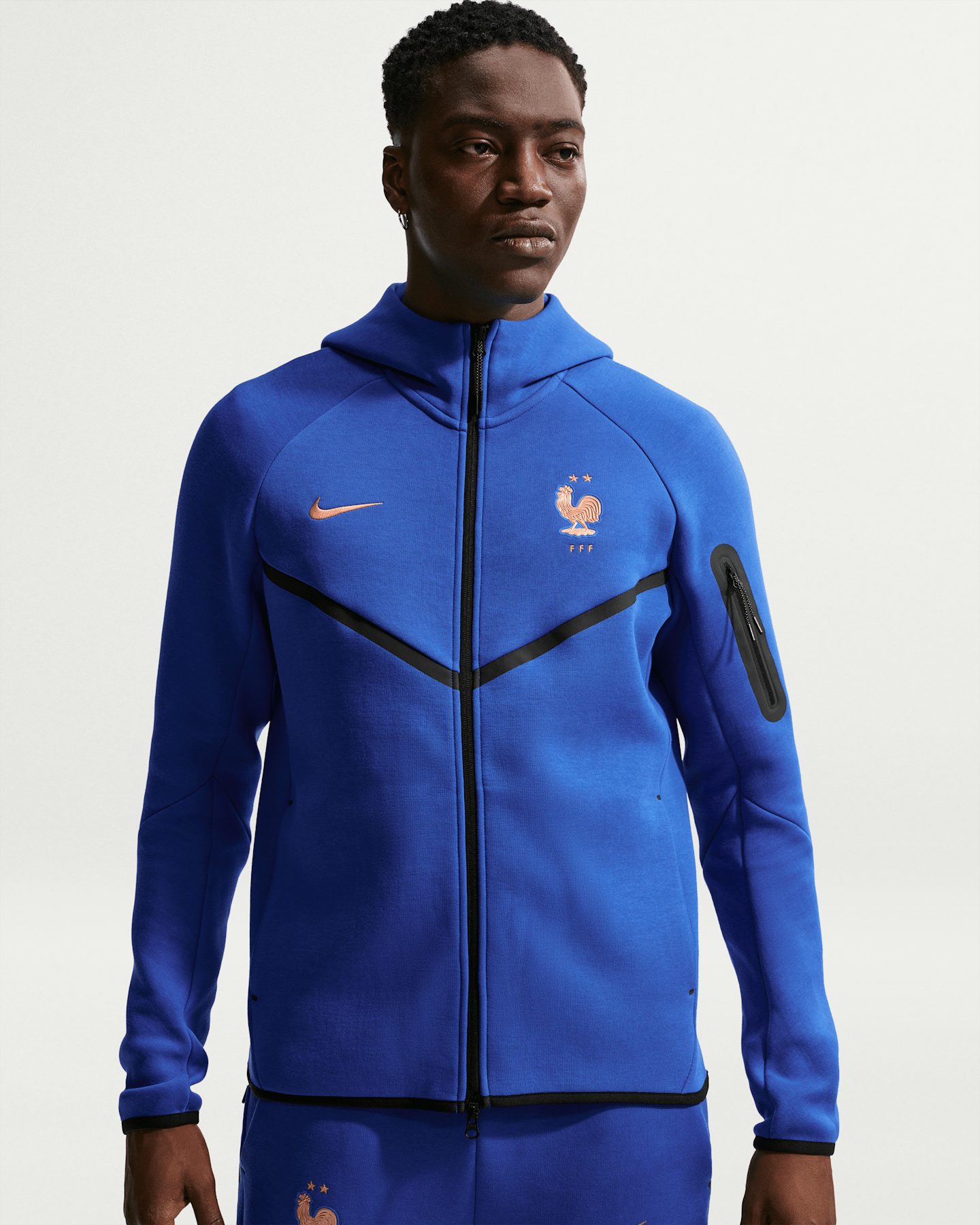 Мужское футбольное худи на молнии Nike FFF Tech Fleece Windrunner, цвет: Королевский синий / Медный — фото 6