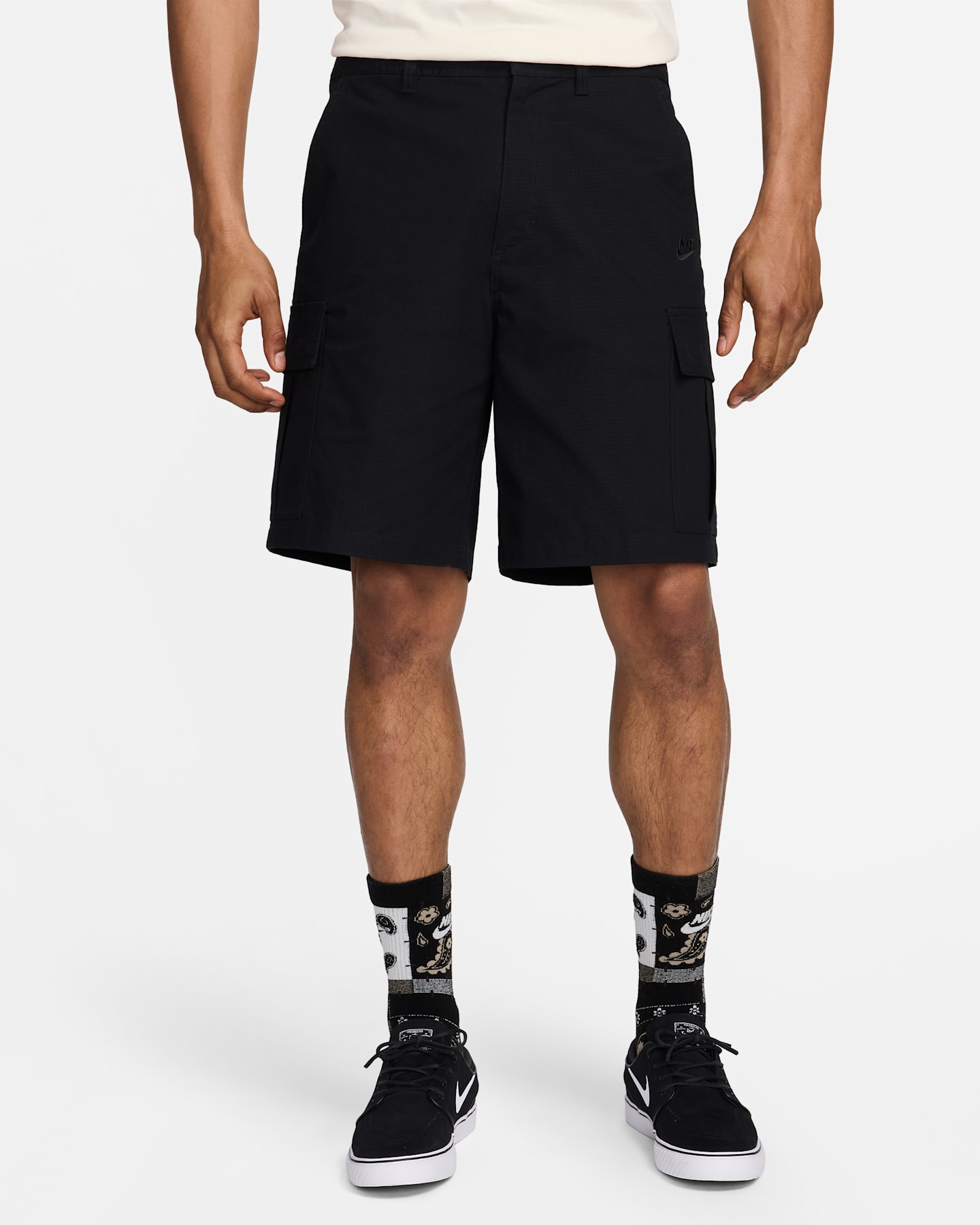 Мужские тканые шорты-карго Nike Club, цвет: Чёрный — фото 8