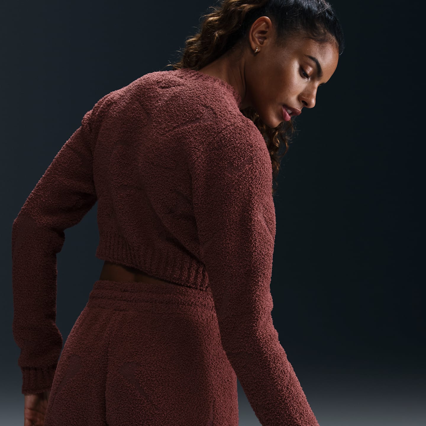 Женский топ Nike Sportswear Phoenix Cozy Bouclé Tight Long-Sleeve Knit, цвет: Красный сепия — фото 2