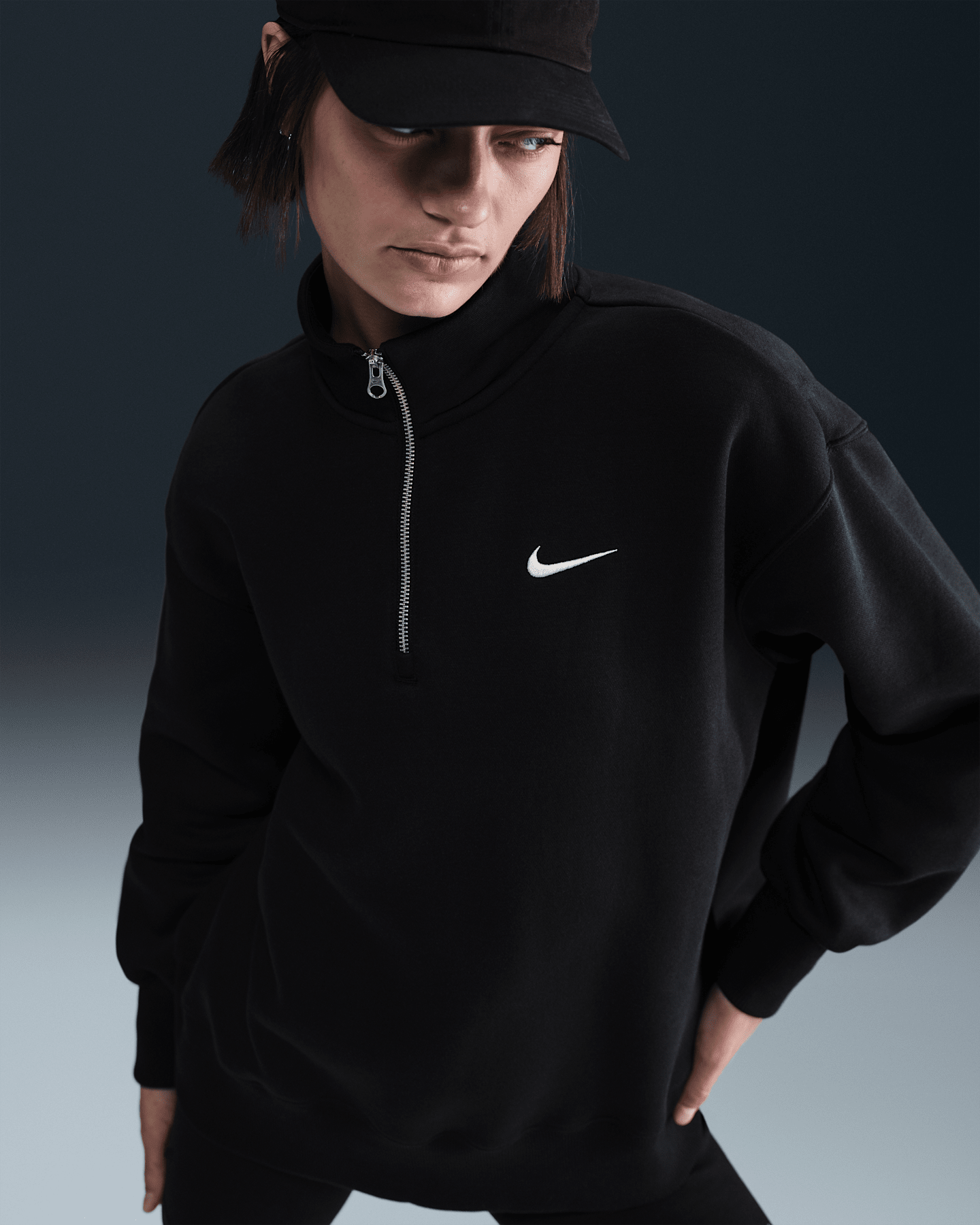 Женская толстовка Nike Sportswear Phoenix Fleece Oversized 1/4-Zip Long, цвет: Чёрный / Молочный — фото 6