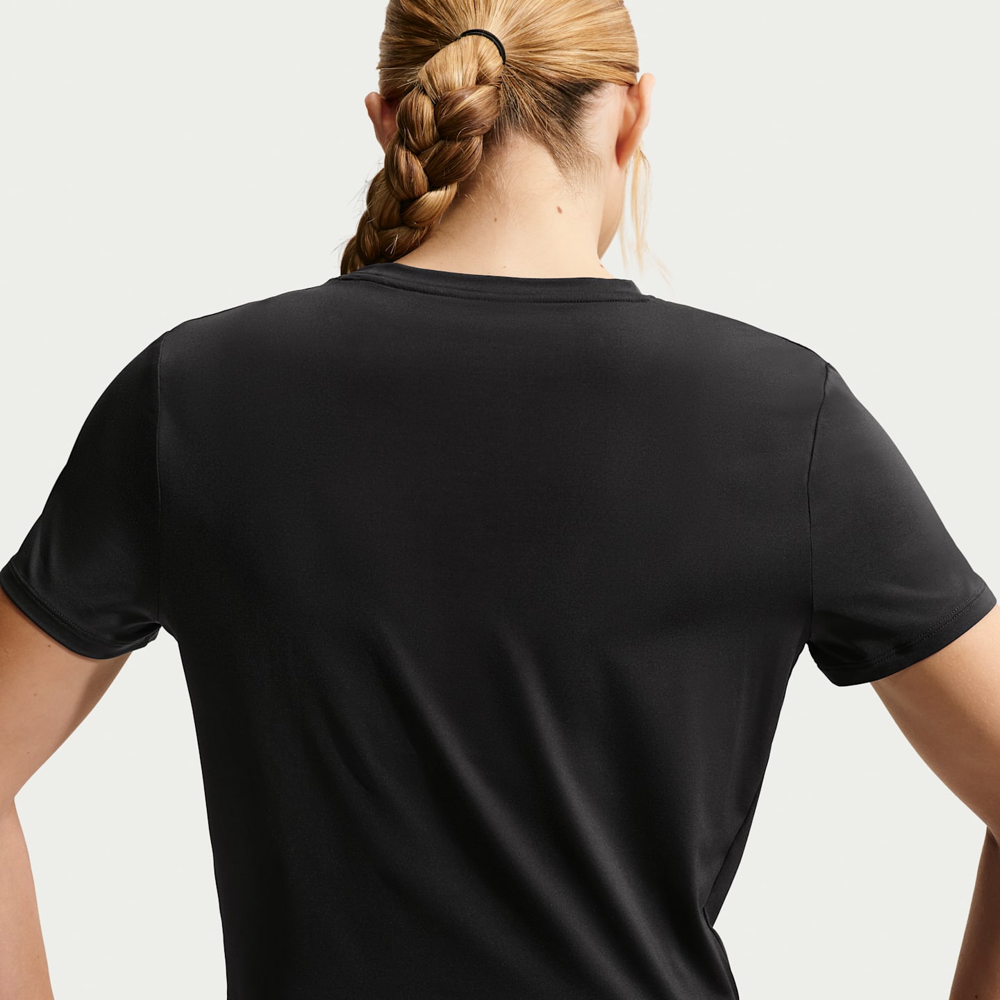 Женский топ Nike One Classic Twist Dri-FIT с коротким рукавом, цвет: Чёрный / Белый — фото 2