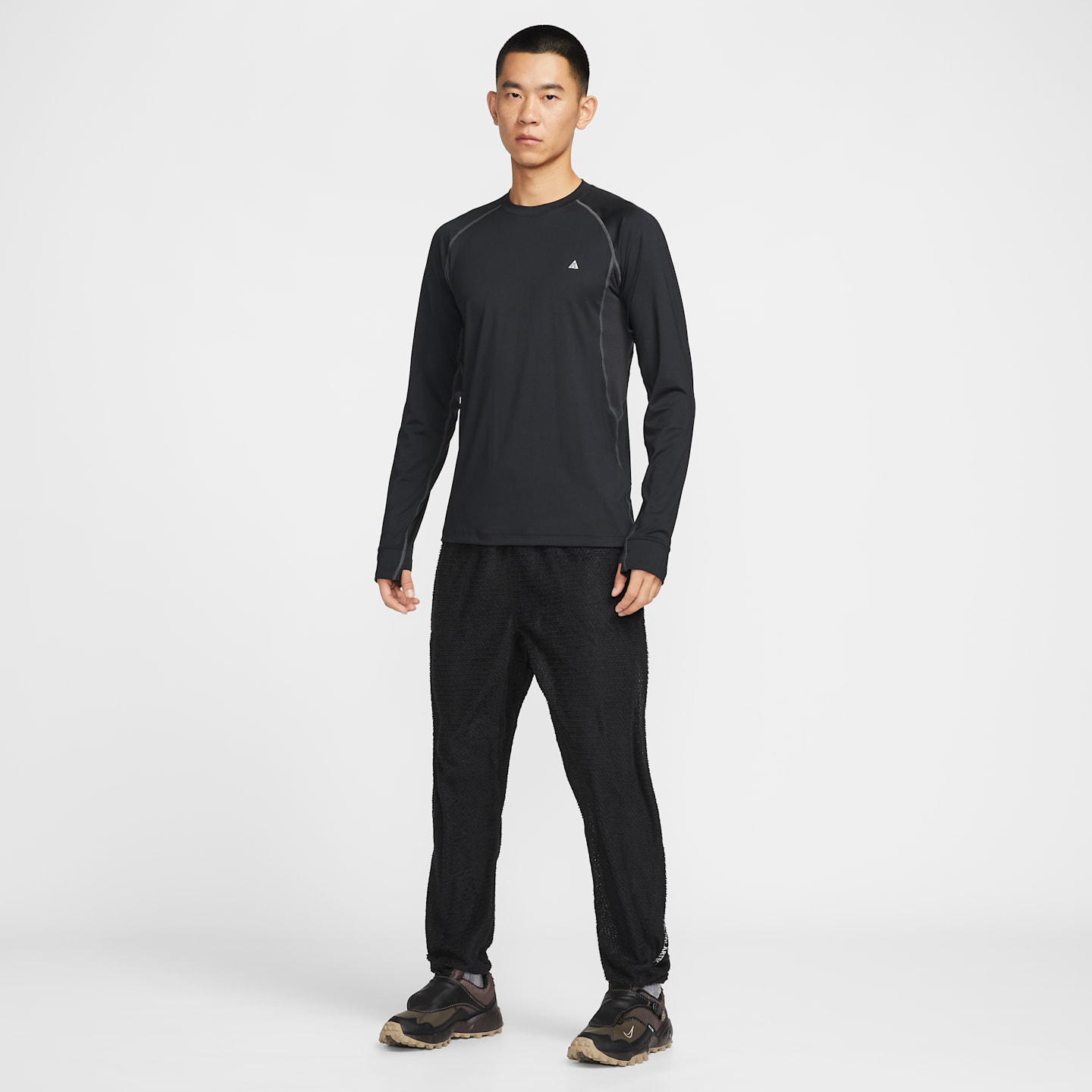 Мужские брюки Nike ACG Wolf Lichen, цвет: Чёрный / Антрацитовый — фото 8