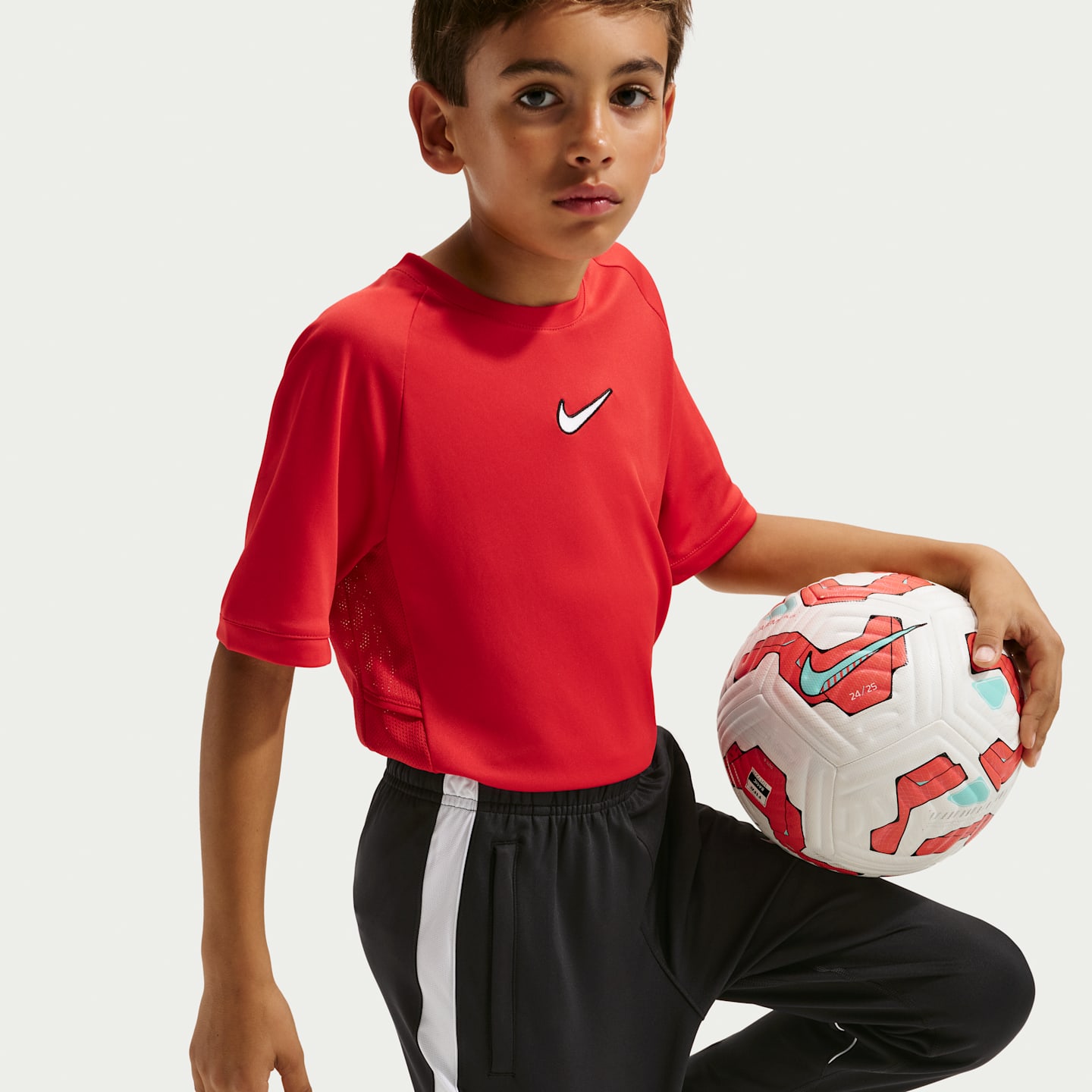 Детские футбольные брюки Nike Strike Dri-FIT, цвет: Чёрный / Белый — фото 4