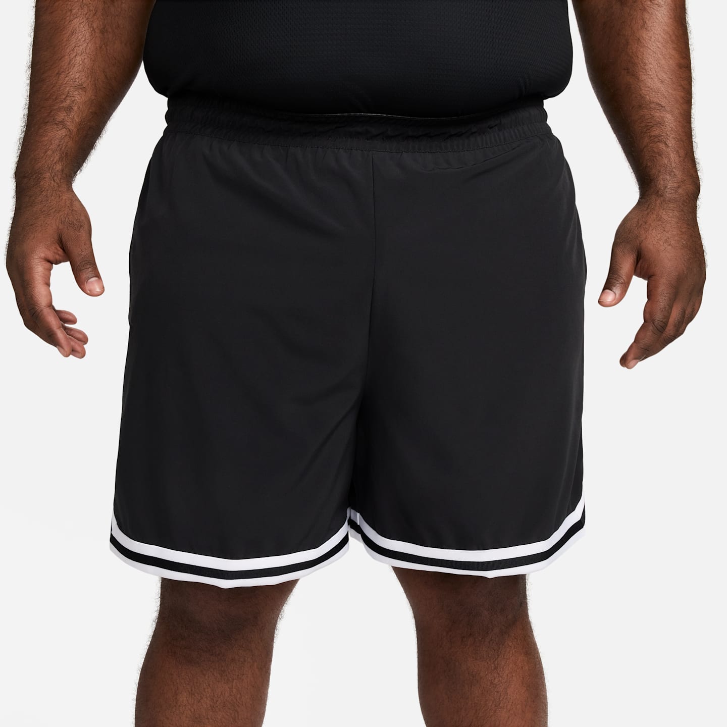 Мужские баскетбольные шорты Nike DNA Dri-FIT UV Woven, цвет: Чёрный / Белый — фото 9