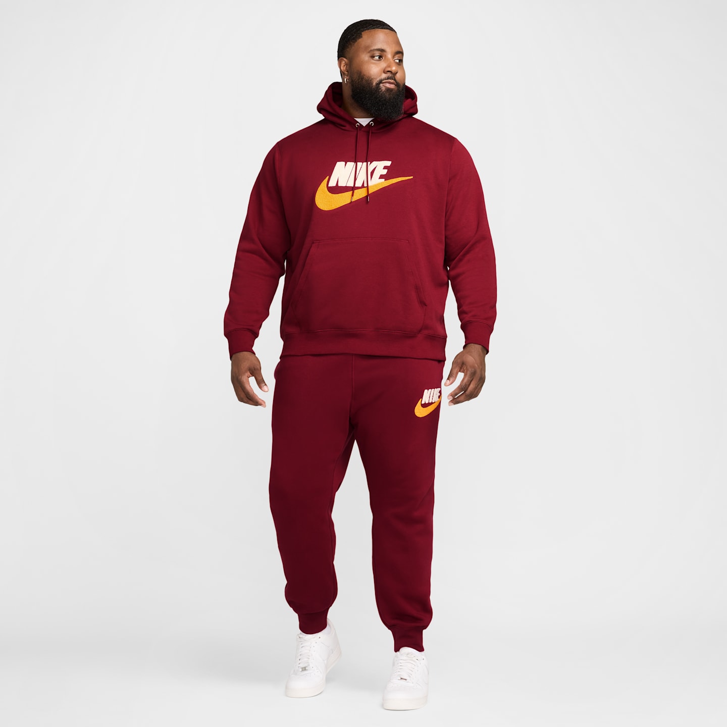 Мужские флисовые джоггеры Nike Club, цвет: Красный — фото 11