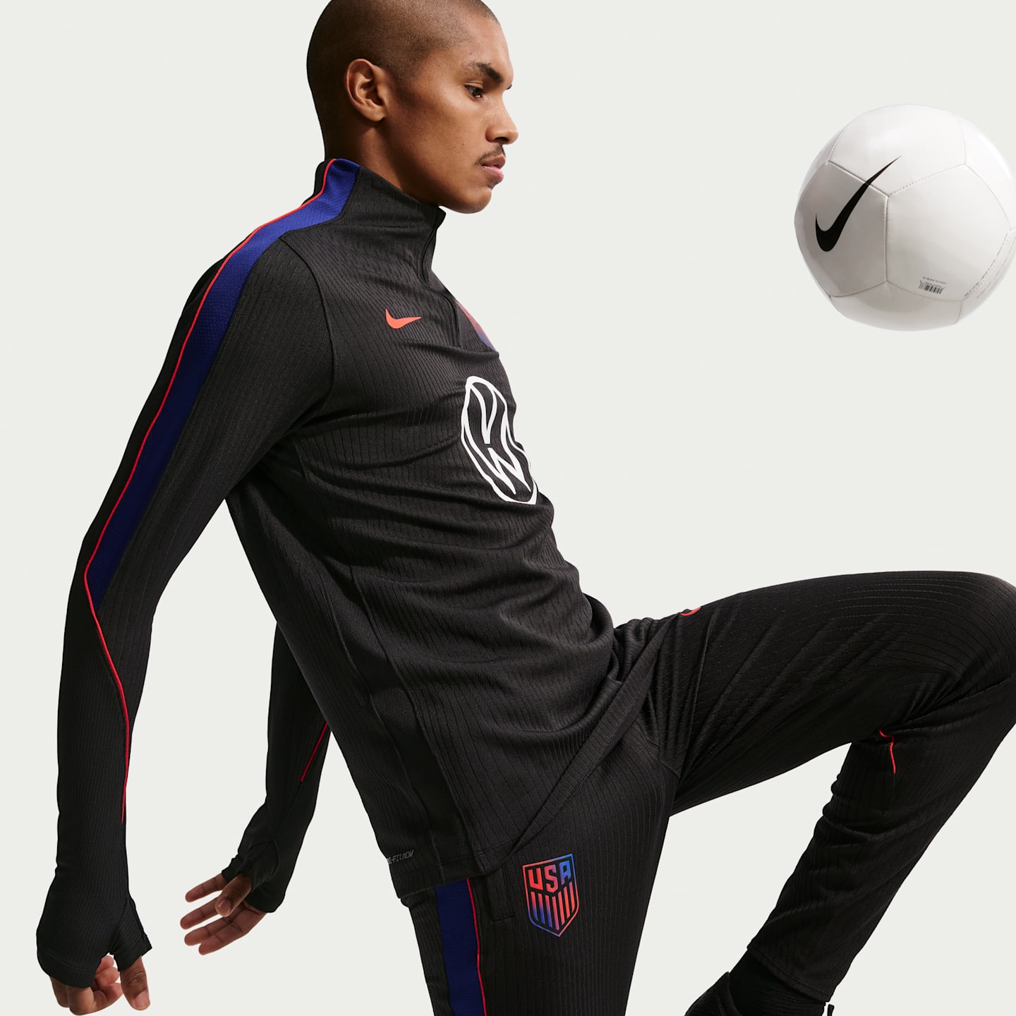 Мужской топ Nike Usmnt Strike Elite Dri-FIT ADV Soccer Knit Drill Top, цвет: Чёрный / Королевский синий — фото 3