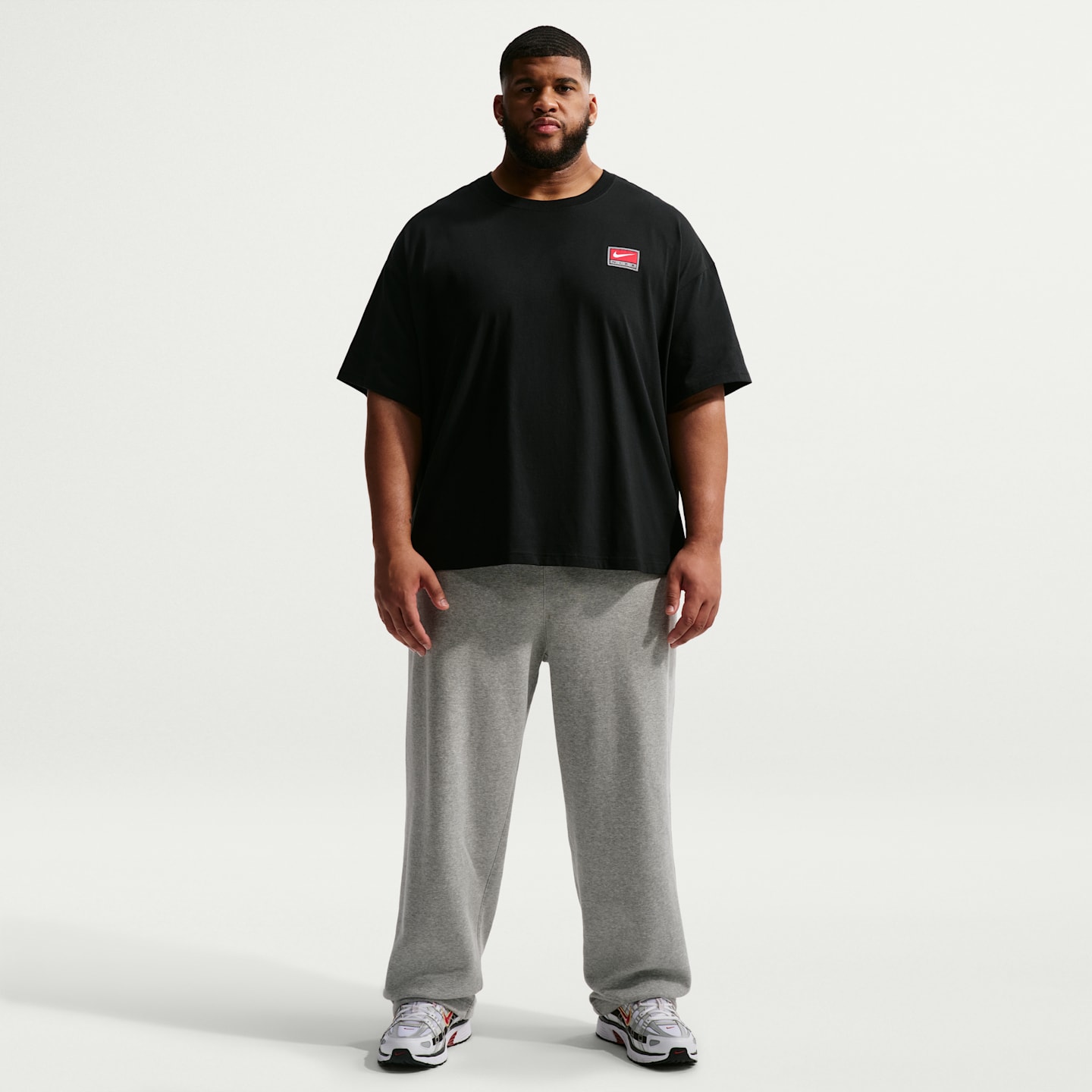 Мужской трикотажный топ Nike Life прямого кроя с коротким рукавом, цвет: Чёрный — фото 9