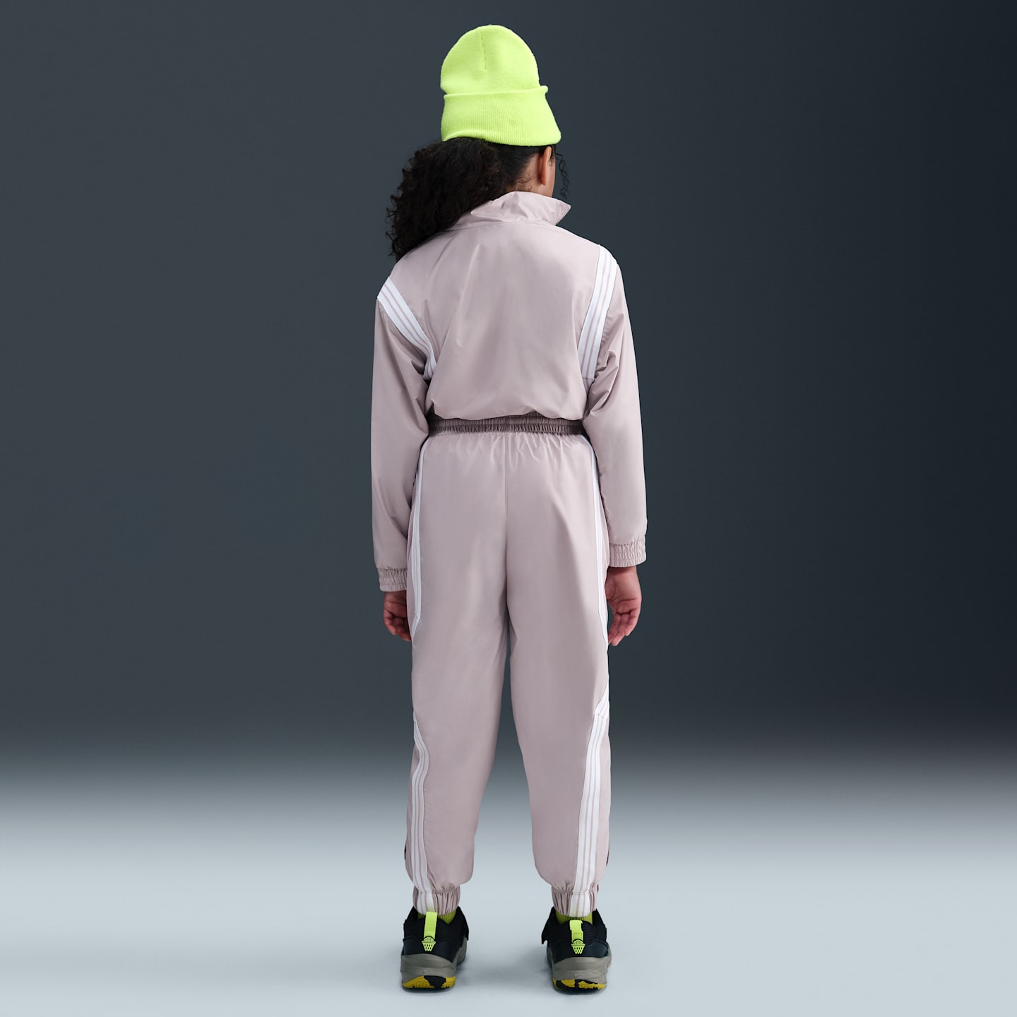 Детские баскетбольные брюки Nike Crossover Repel, цвет: Платиновый фиолетовый / Белый — фото 6