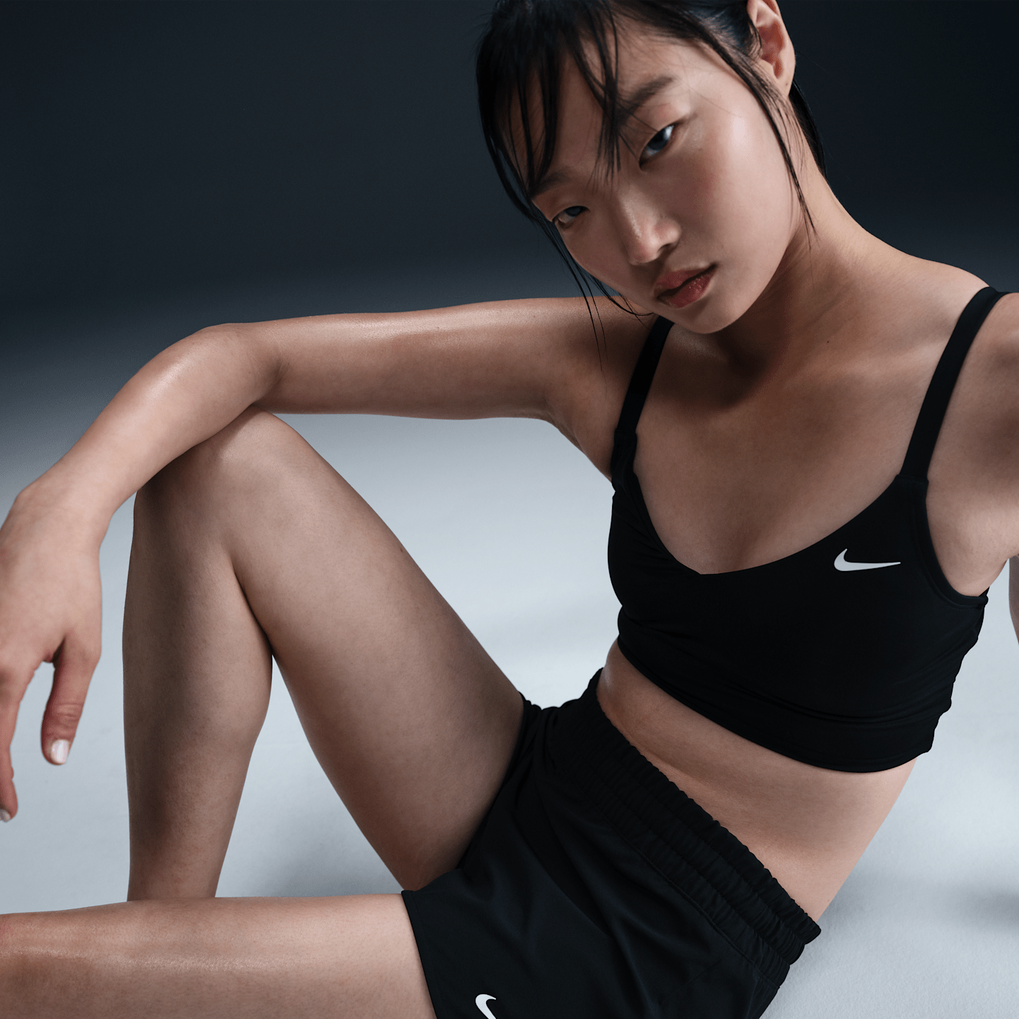 Женские пляжные шорты Nike Swim Breaker, цвет: Чёрный — фото 2