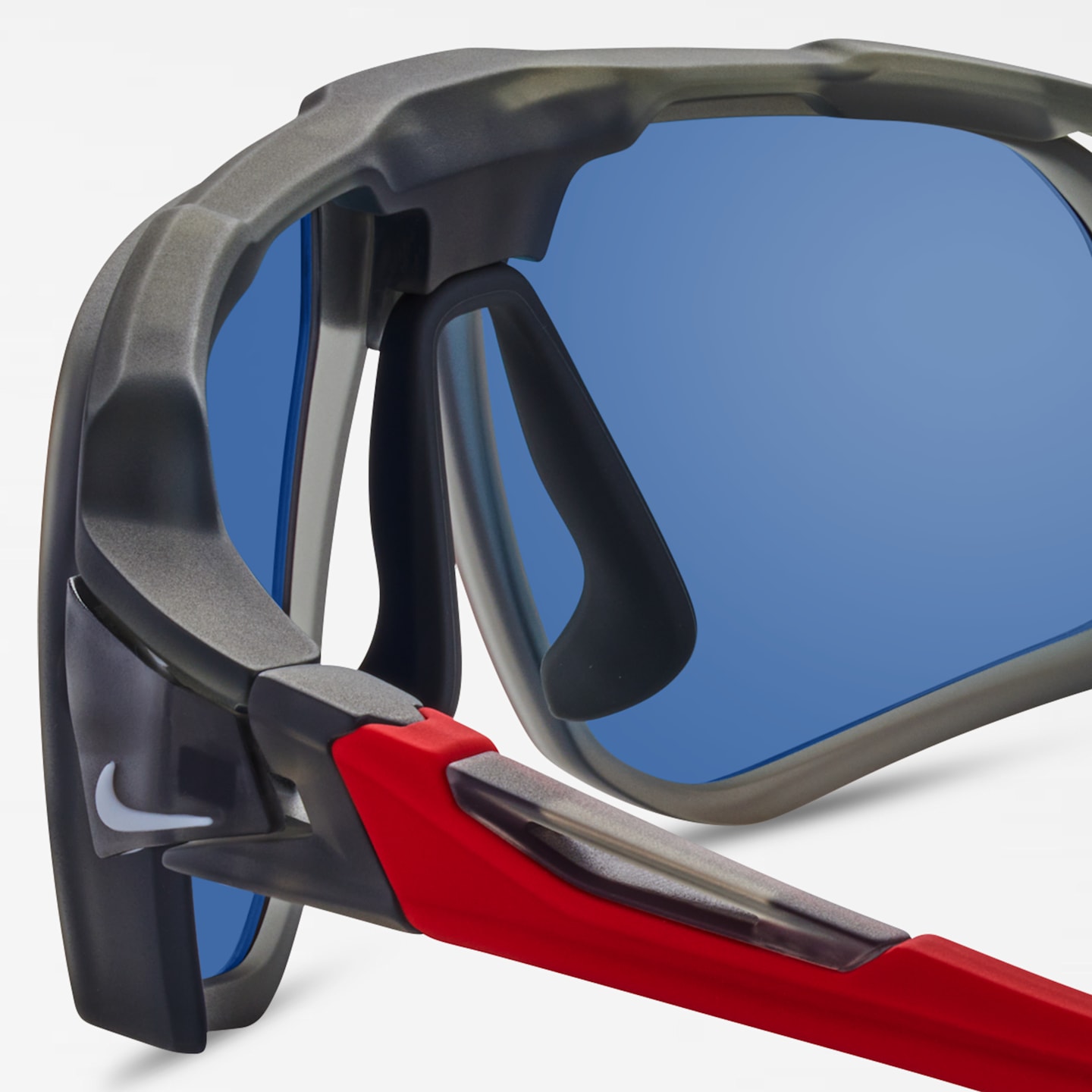 Зеркальные солнцезащитные очки Nike Flyfree, цвет: Антрацитовый — фото 6