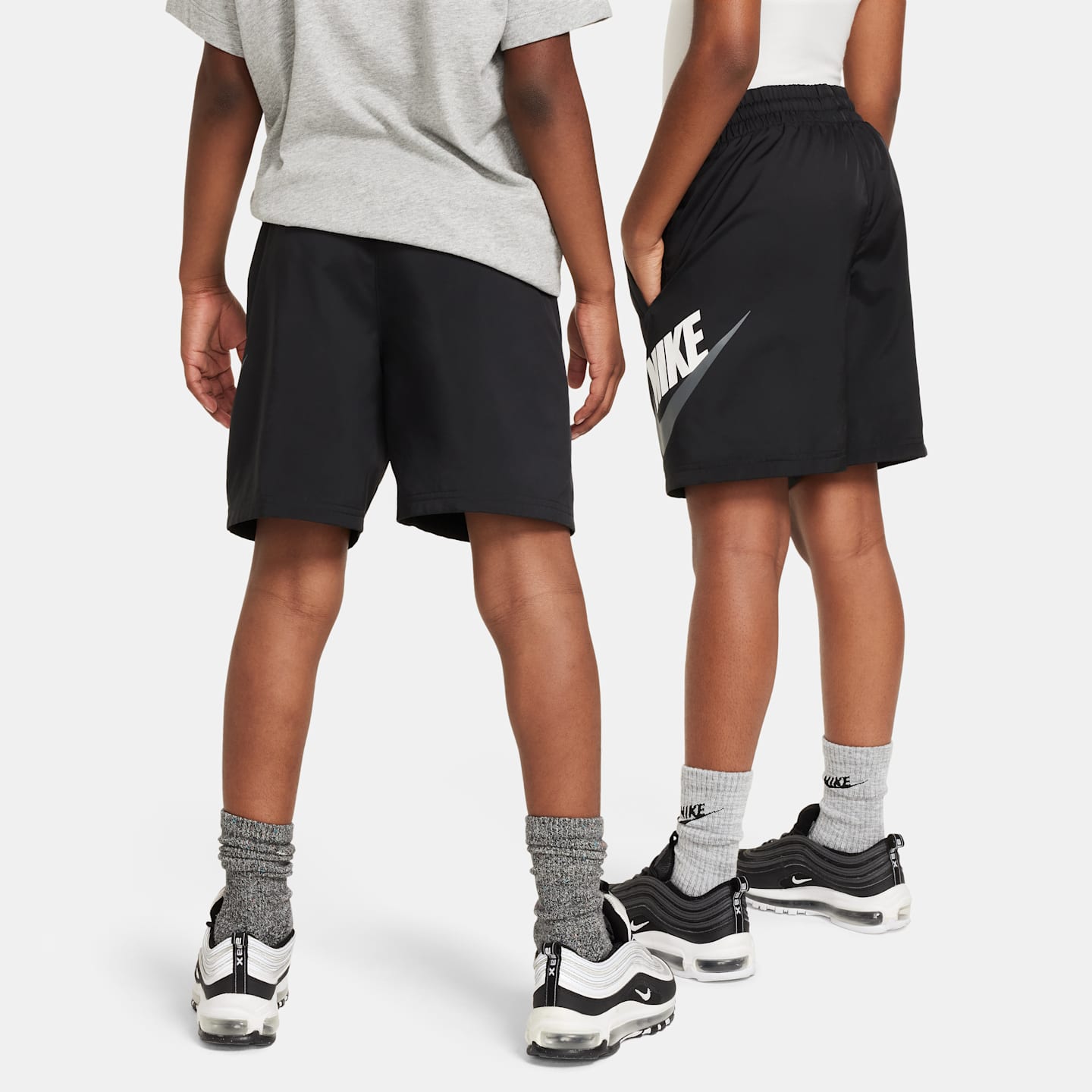 Детские шорты Nike Sportswear Woven, цвет: Чёрный — фото 2