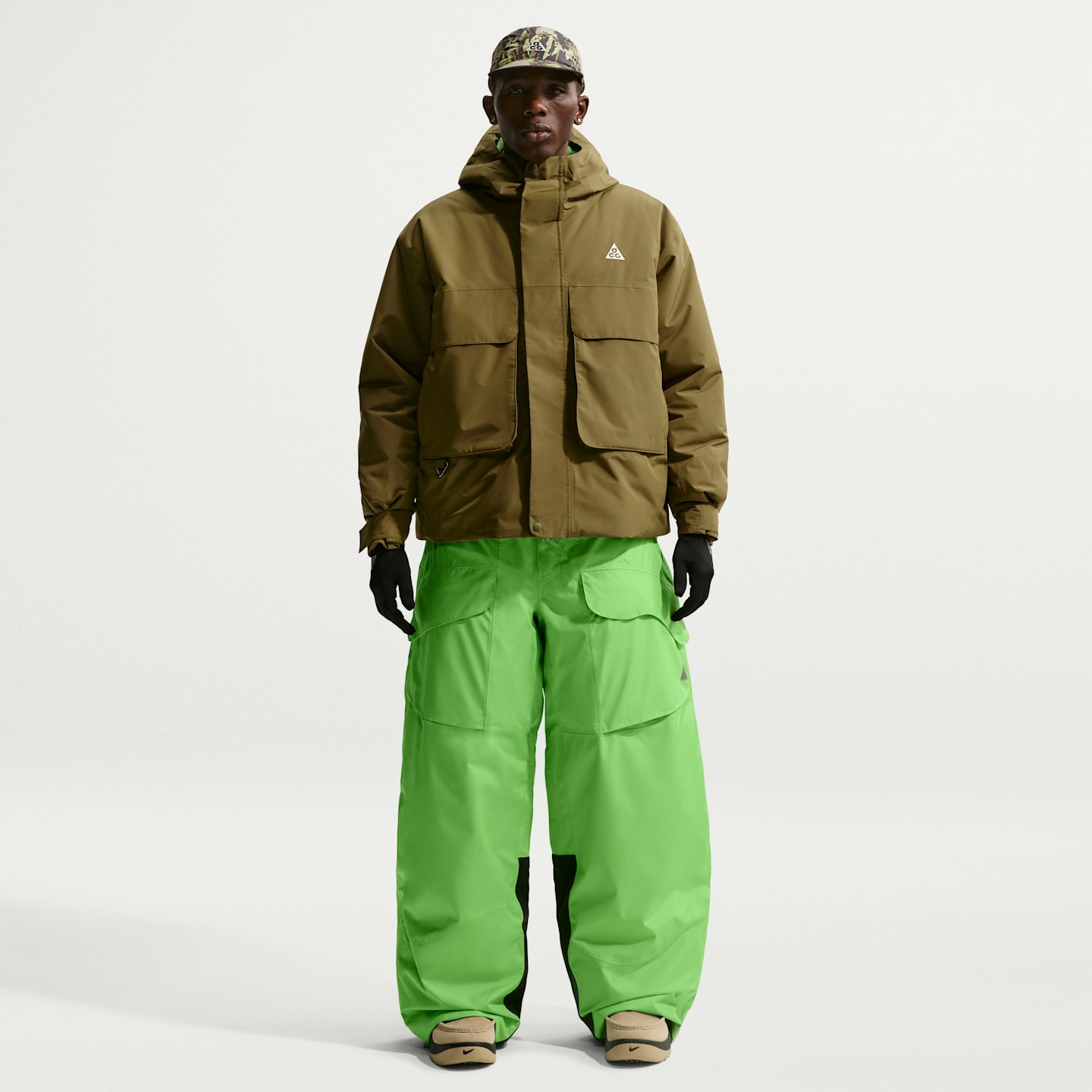 Мужские брюки Nike ACG Skull Peak Storm-FIT Dolomite, цвет: Зелёный / Чёрный — фото 1