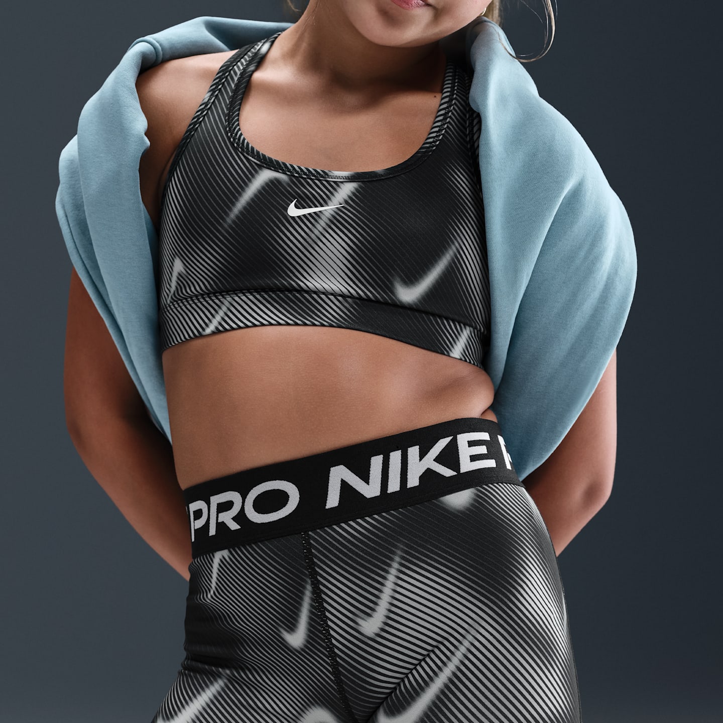 Детские шорты для девочек Nike Pro Dri-FIT, цвет: Чёрный / Белый — фото 2