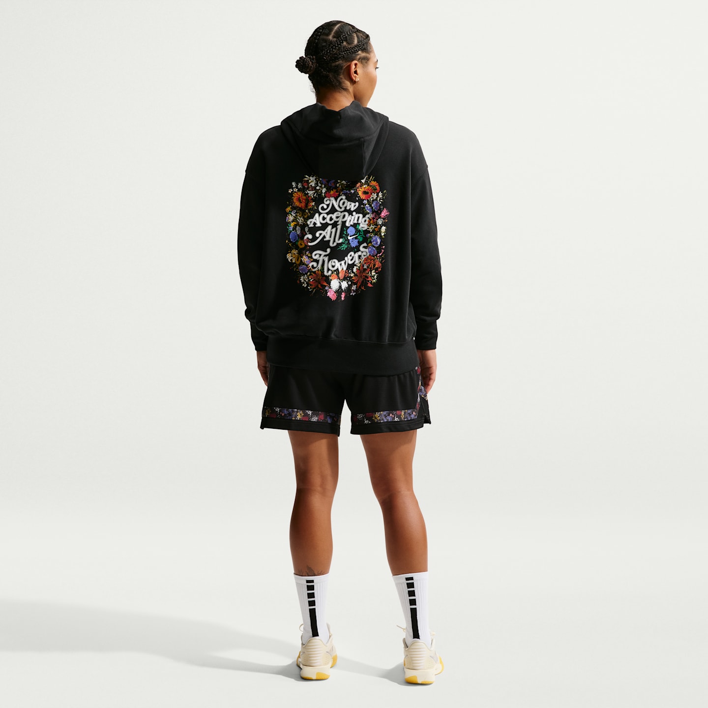 Женские баскетбольные шорты Nike Crossover Dri-FIT, цвет: Чёрный / Белый — фото 5