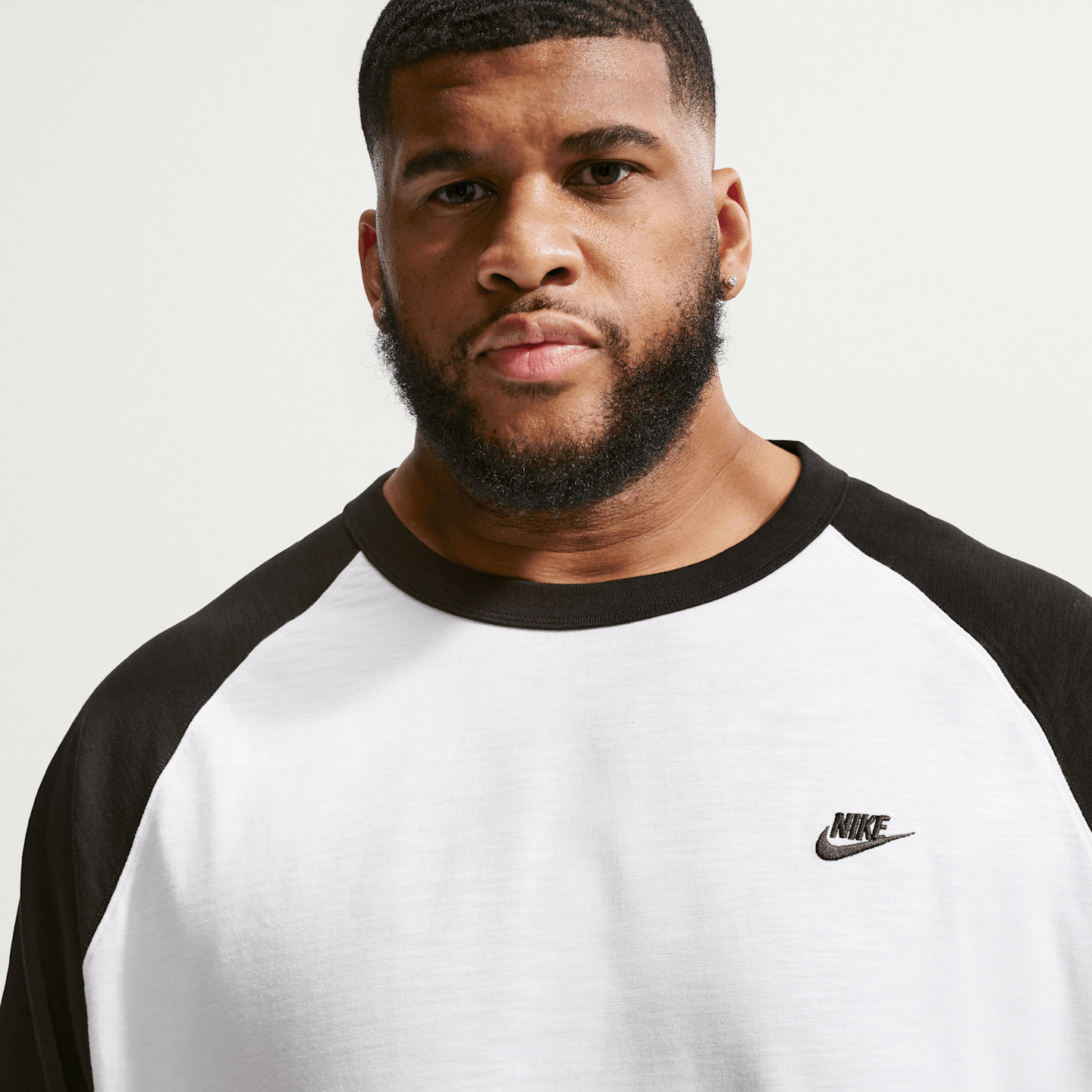Мужской топ Nike Sportswear Club 3/4-Sleeve Raglan Top, цвет: Чёрный / Белый — фото 8
