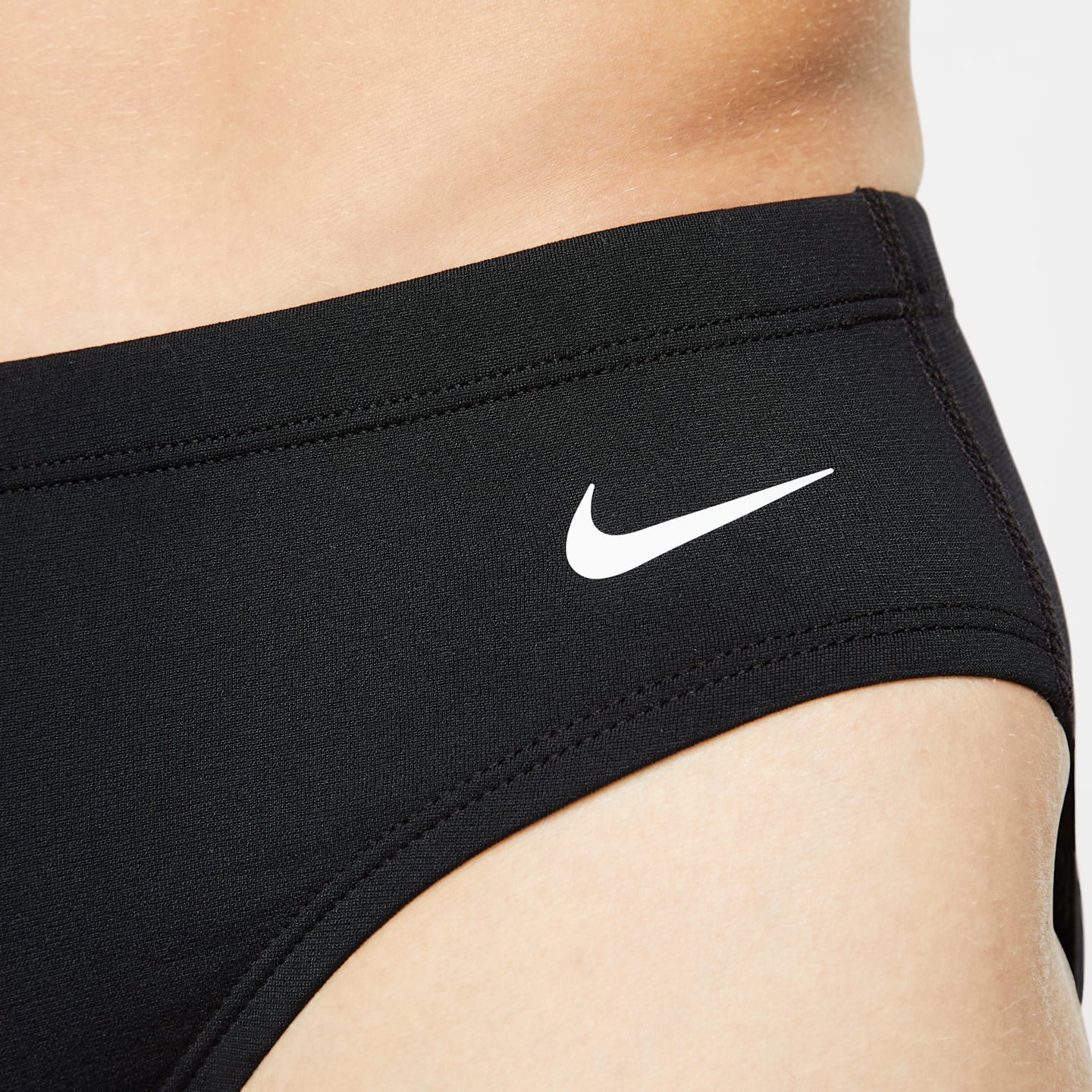 Мужские плавки-брифы Nike Swim HydraStrong Essential, цвет: Чёрный — фото 4