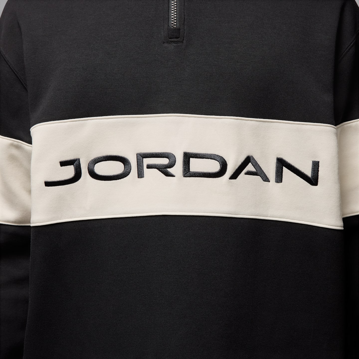 Мужской топ для гольфа Jordan Sport Dri-FIT на молнии 1/4, цвет: Чёрный / Молочный — фото 5