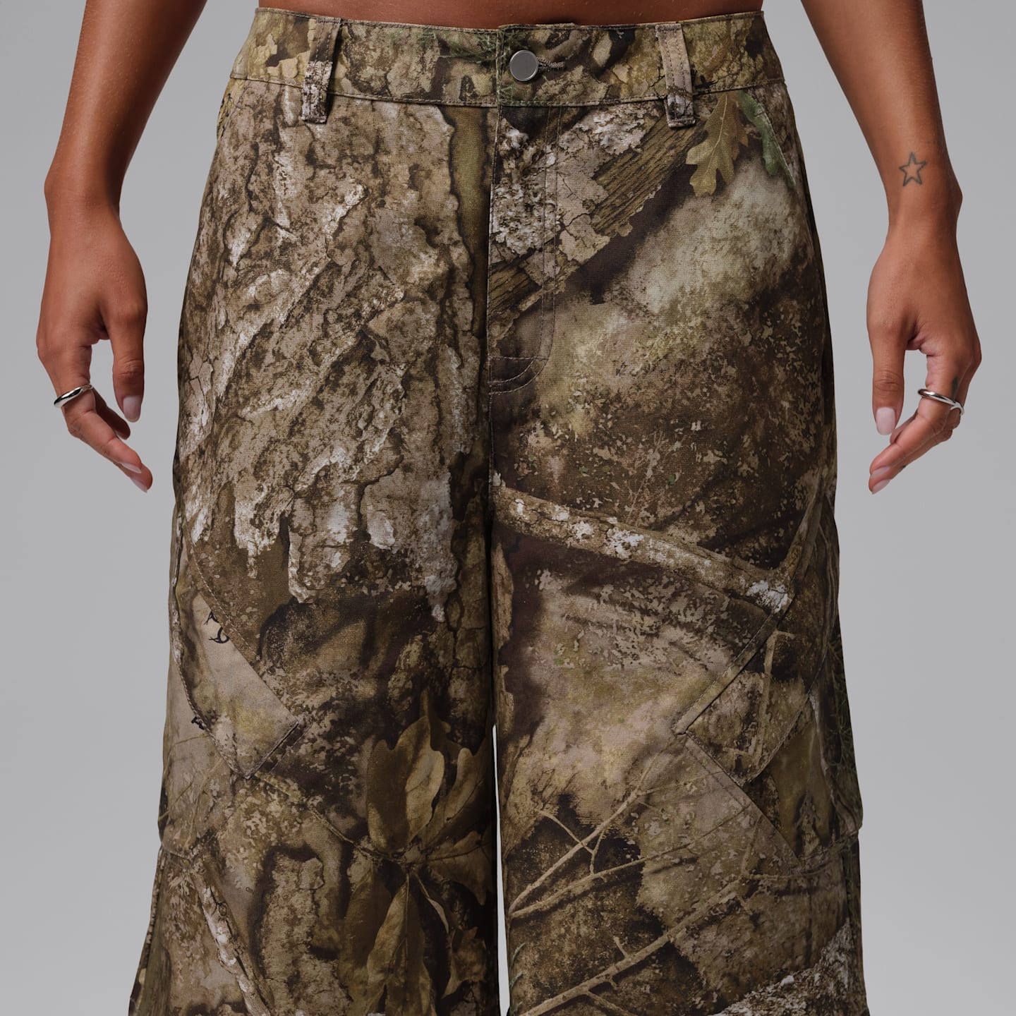 Женские шорты Jordan Flight Chicago Realtree оверсайз, цвет: Ridgerock — фото 2