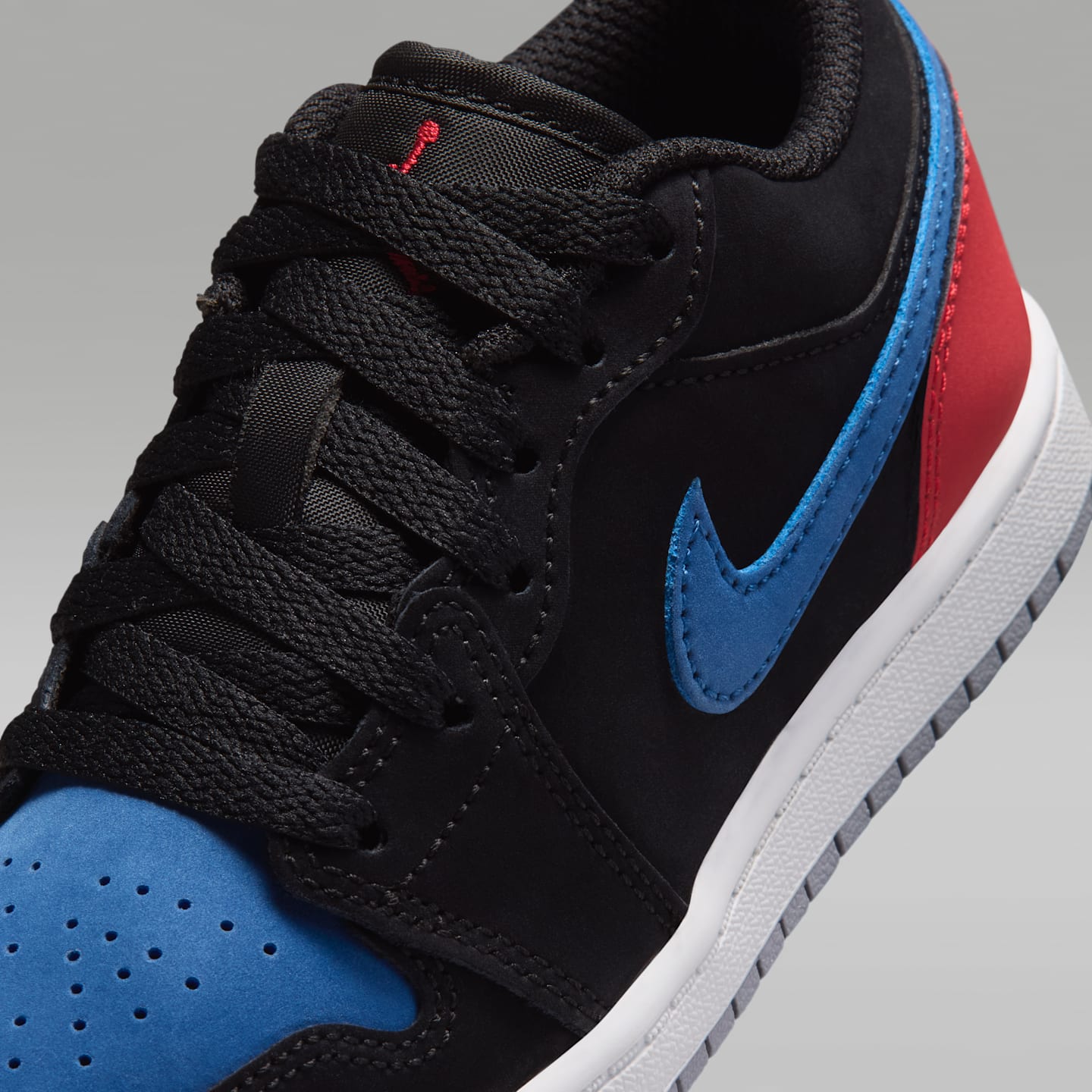Детские кроссовки Jordan 1 Low, цвет: Чёрный / Насыщенный синий — фото 7
