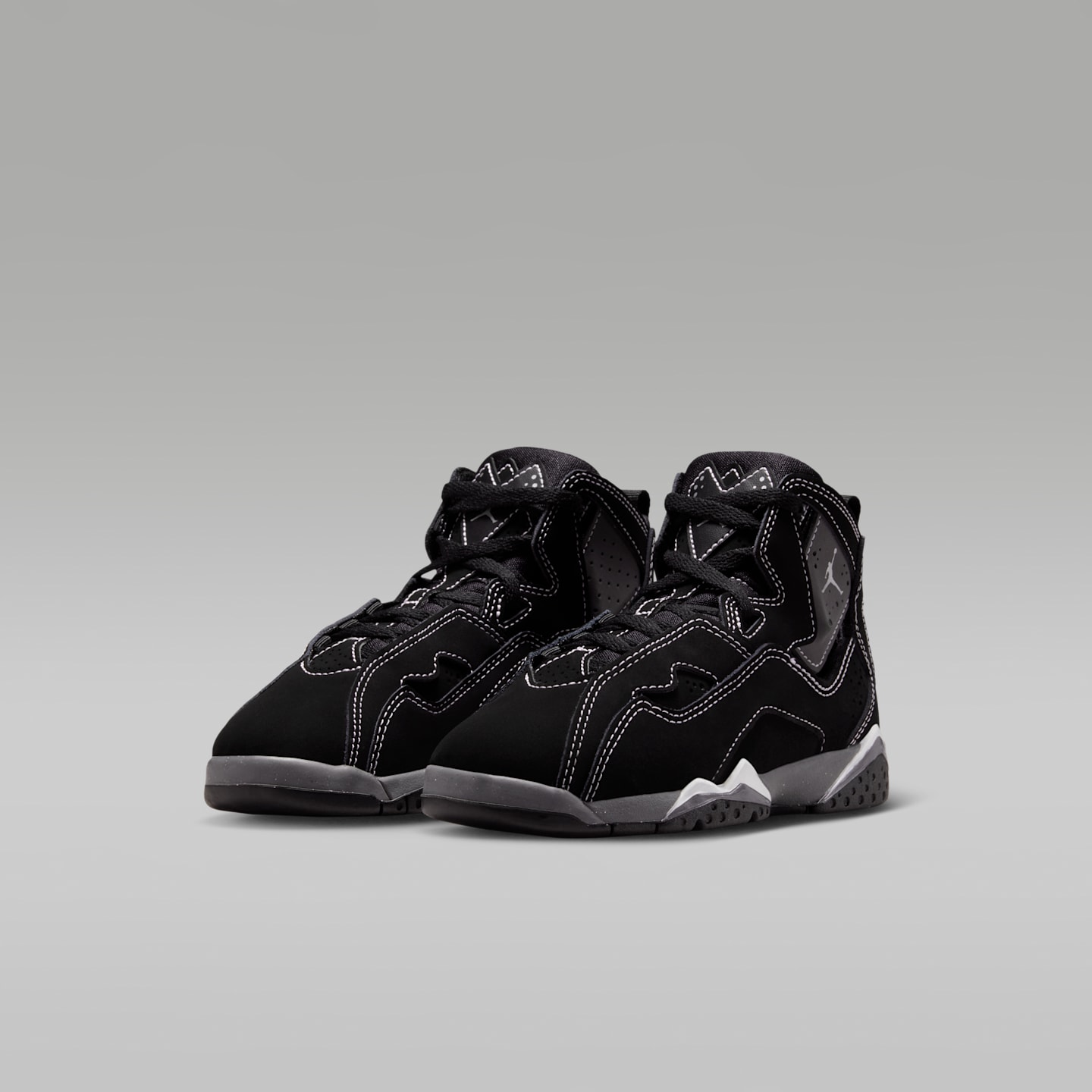 Детские кроссовки Jordan True Flight Little Kids' Shoes, цвет: Чёрный / Графитовый — фото 5