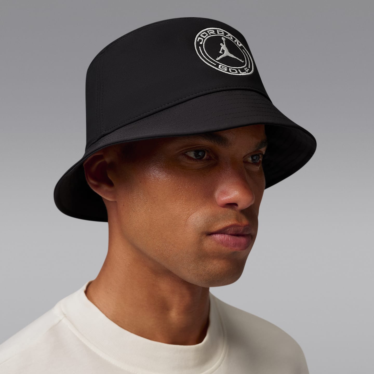Кроссовки Jordan Apex Dri-FIT Golf Bucket, цвет: Чёрный / Молочный — фото 3