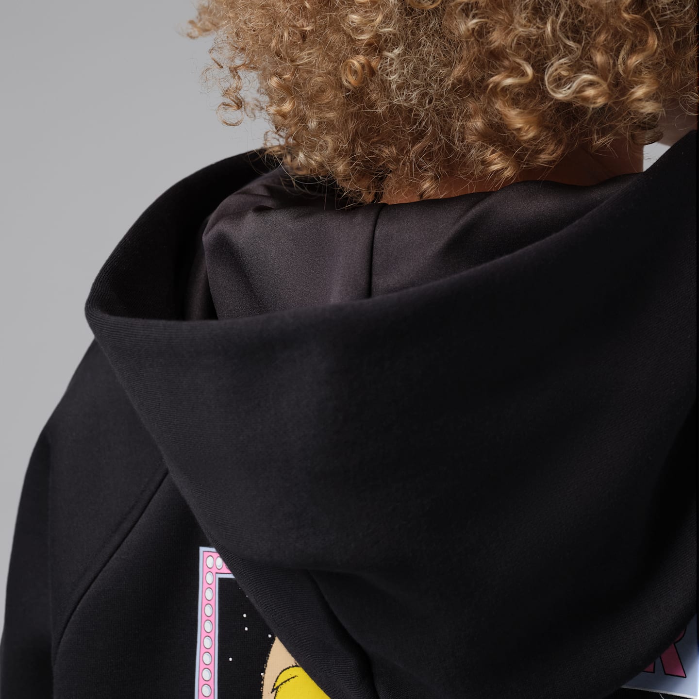 Женское худи Jordan Brooklyn Space Jam Fleece Full-Zip Cropped, цвет: Чёрный / Королевский синий — фото 4