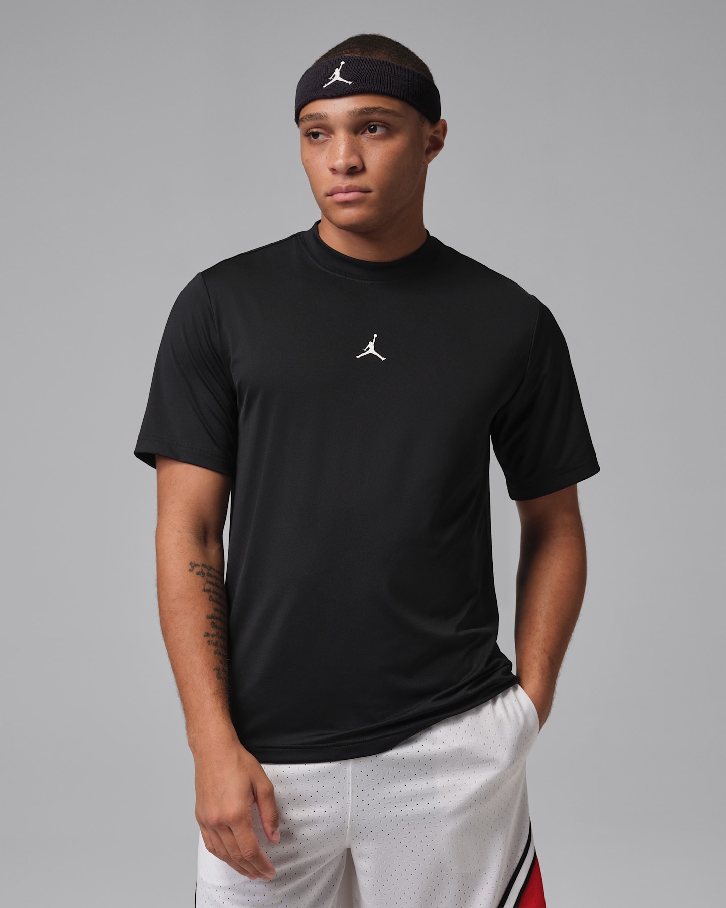 Мужская футболка Jordan Sport Essentials Dri-FIT с коротким рукавом, цвет: Чёрный — фото 5