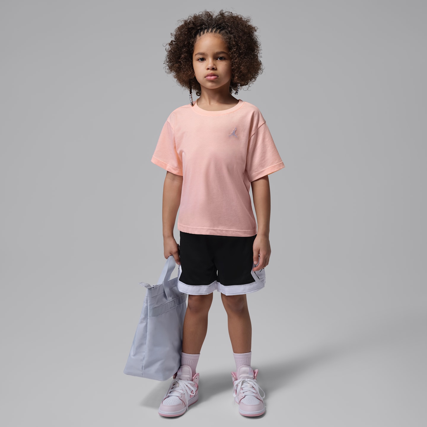 Детская футболка Jordan Brooklyn Essentials с вышивкой, цвет: Розовый — фото 5