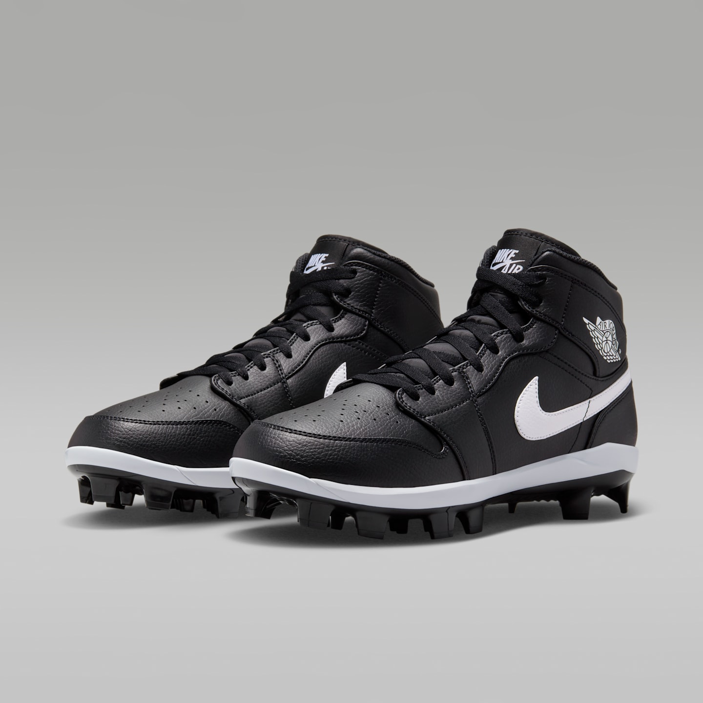Мужские бутсы Jordan 1 Retro MCS Baseball Cleats, цвет: Чёрный / Белый — фото 5