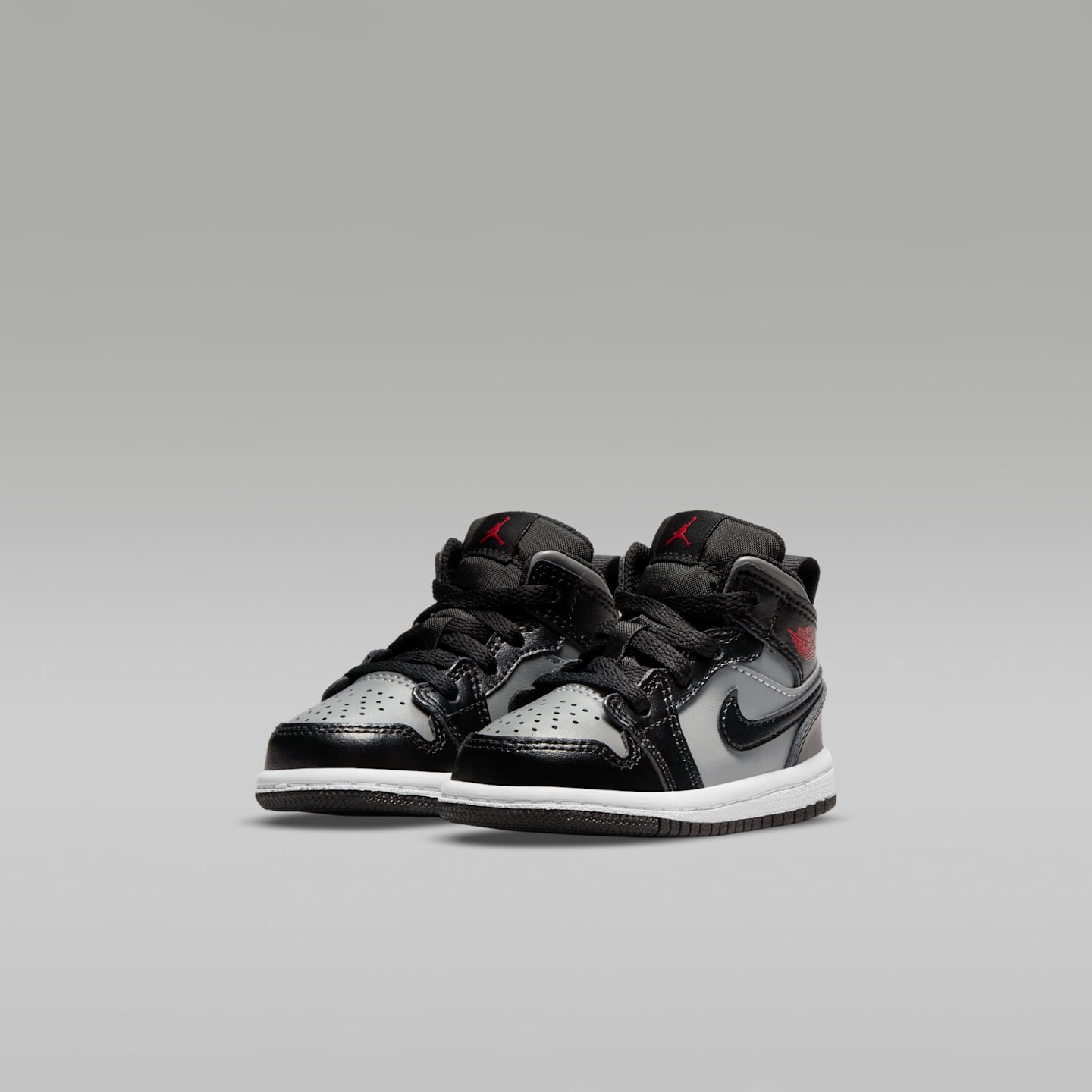 Детские кроссовки Jordan 1 Mid Infant/Toddler Shoes, цвет: Чёрный / Серый — фото 5