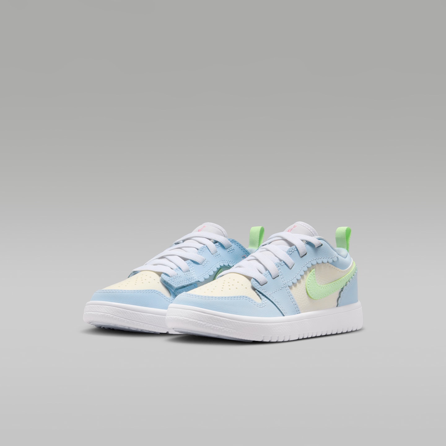 Детские кроссовки Jordan 1 Low Alt SE, цвет: Синий / Молочный — фото 5
